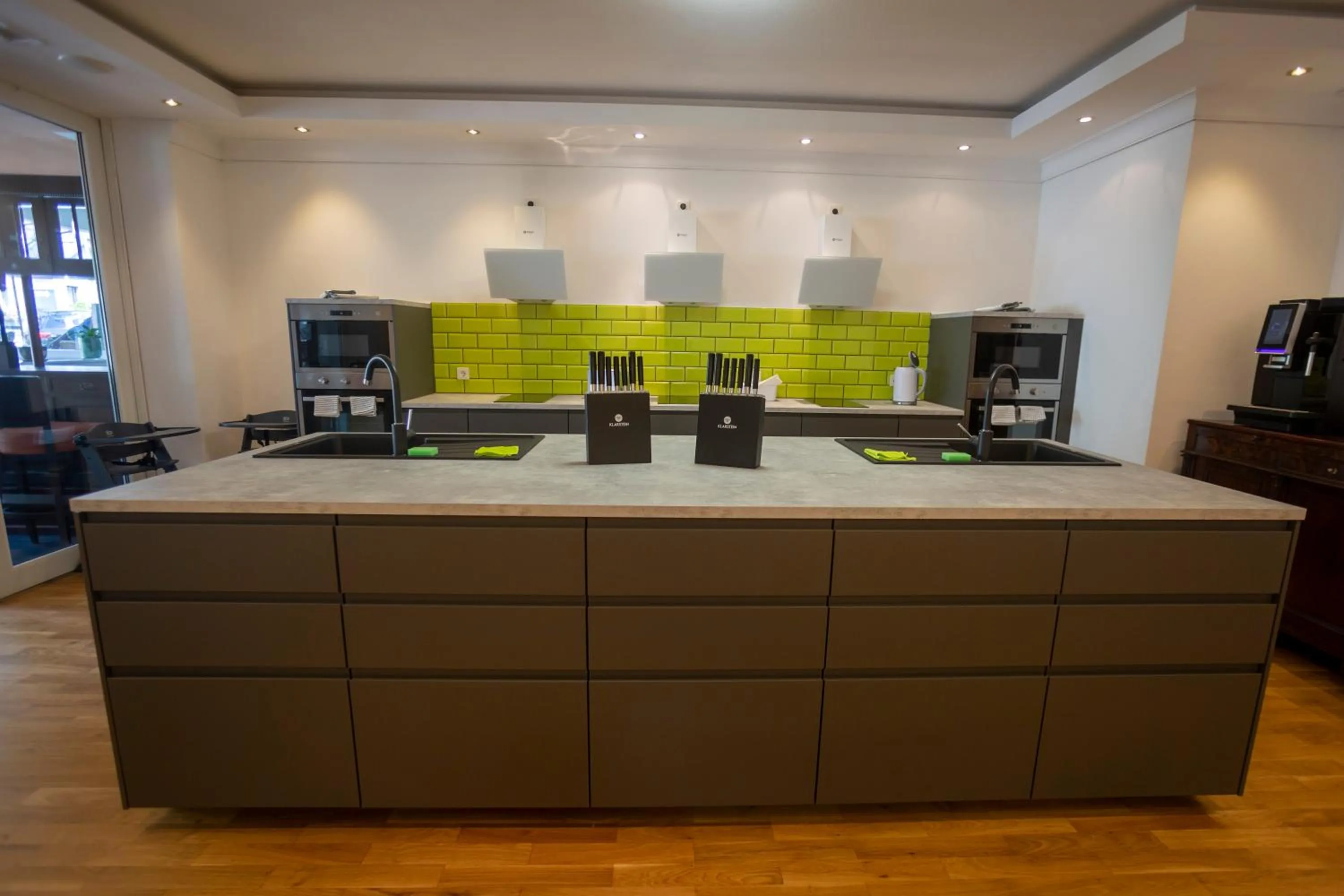 Communal kitchen in Ferienresidenz Brauneberger Hof an der Mosel nahe Bernkastel-Kues
