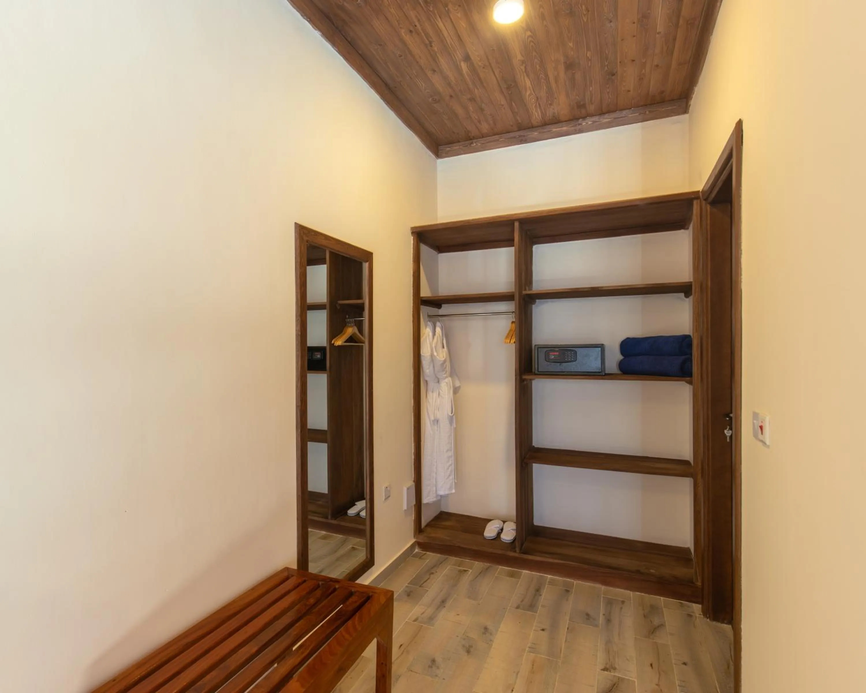 wardrobe in Kiwengwa Beach Resort