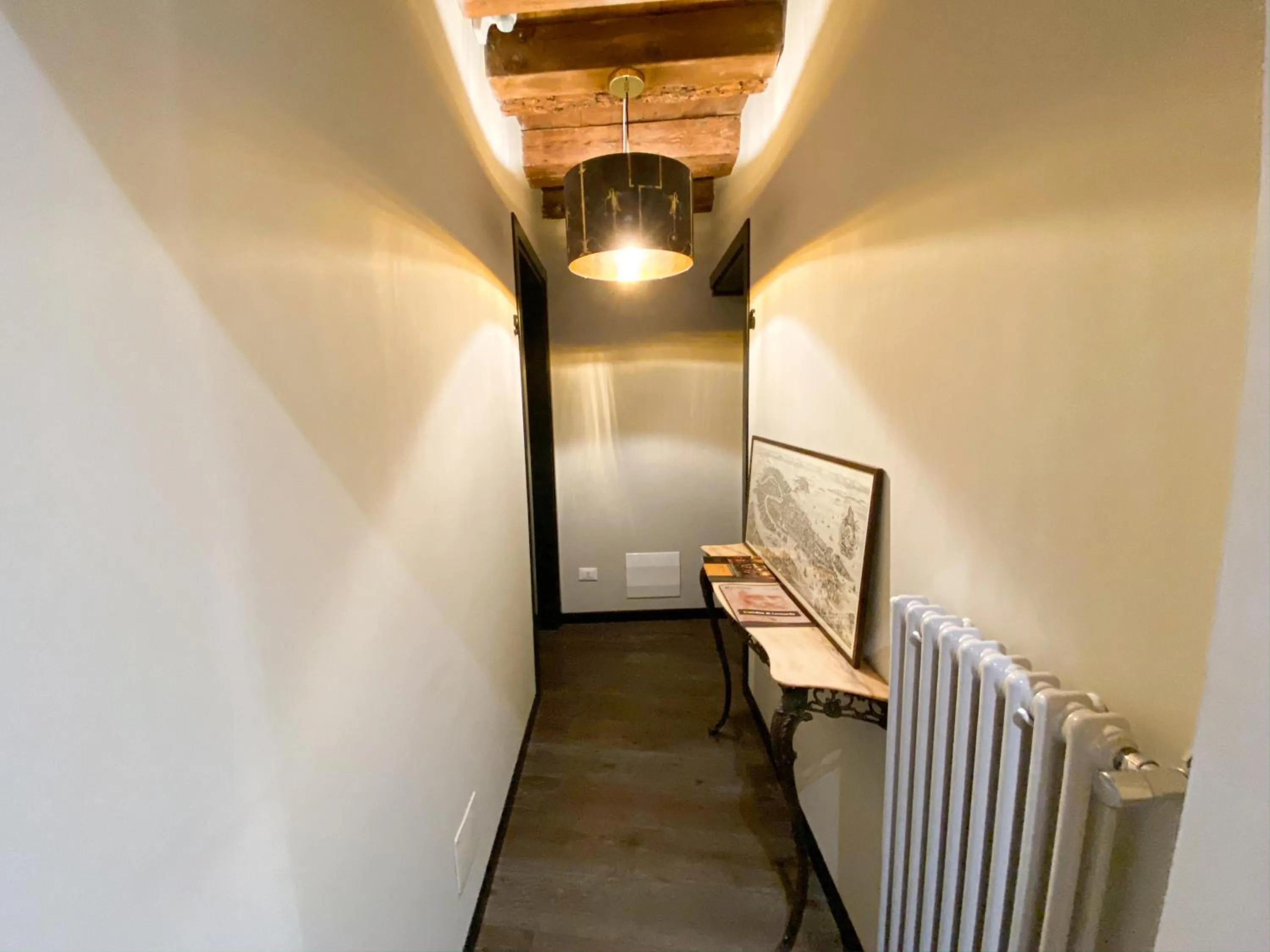 Decorative detail in Rigoletto Charm