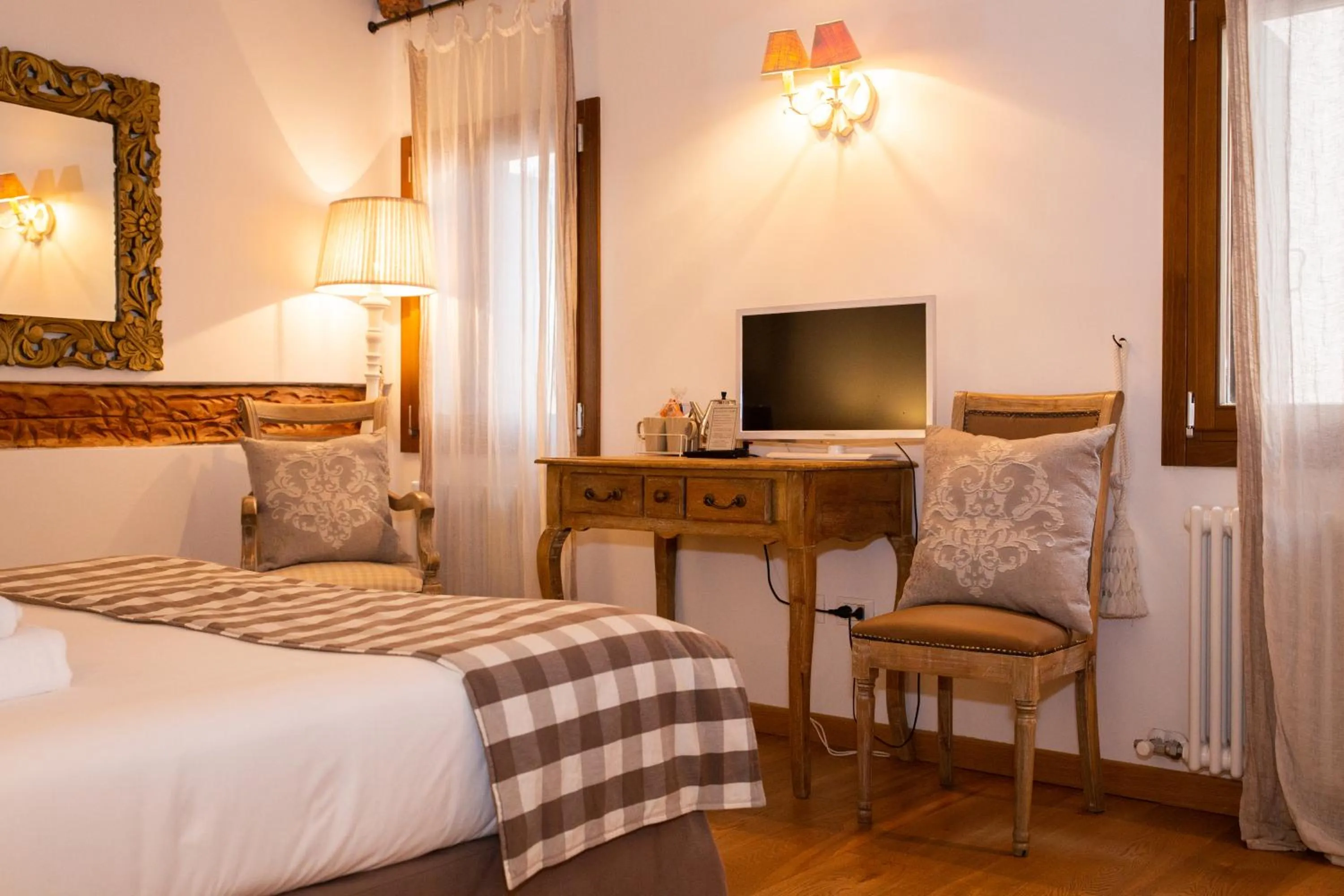 Bedroom, Bed in Rigoletto Charm