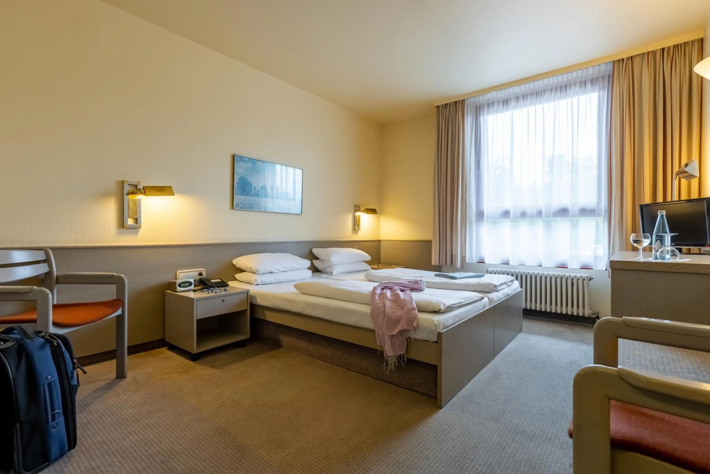 Photo of the whole room, Bed in Hotel Baden-Baden