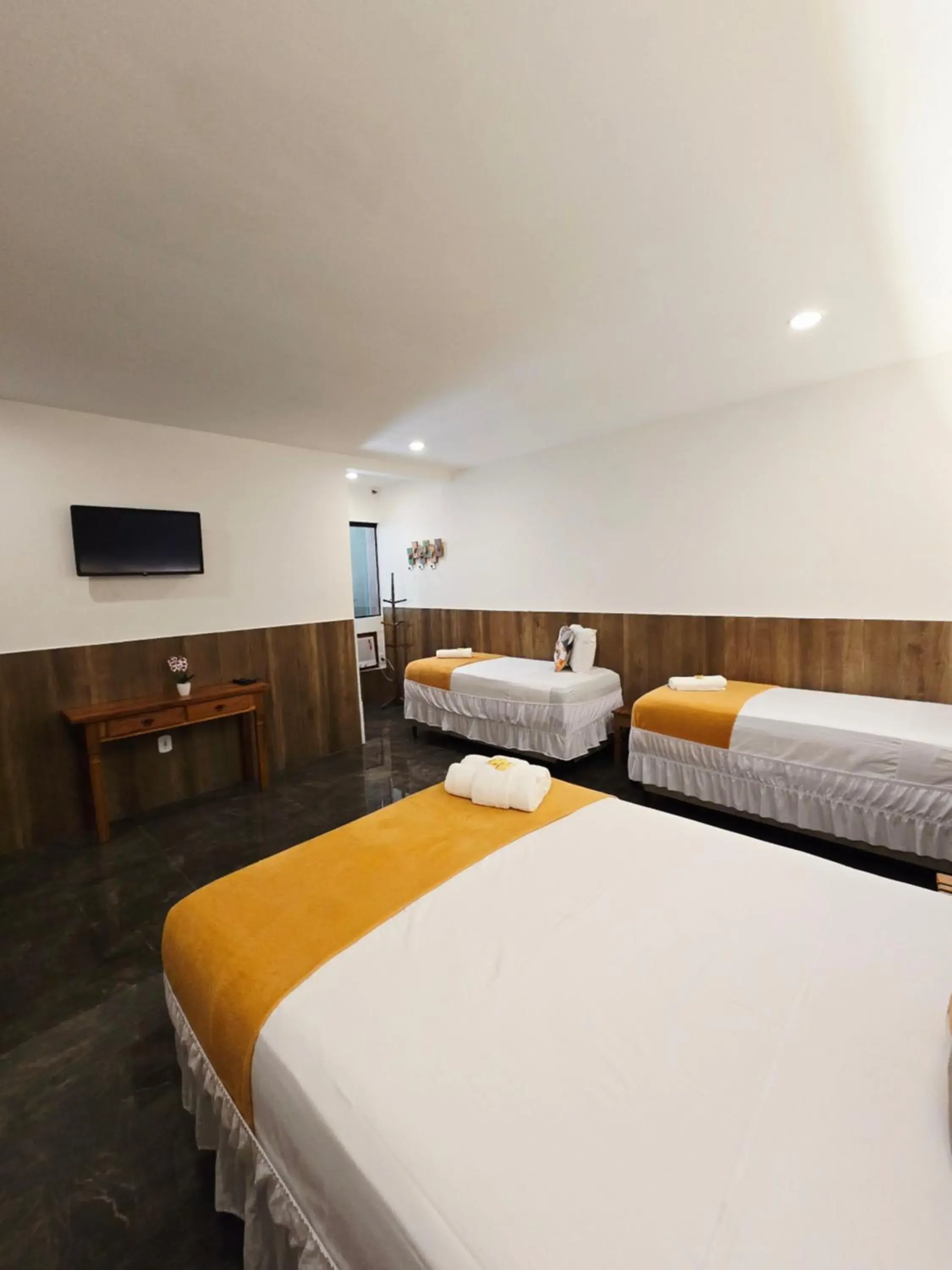 Standard Quadruple Room in Pousada Gente Bonita João Fernandes Standard Quadruple Room in Pousada Gente Bonita João Fernandes