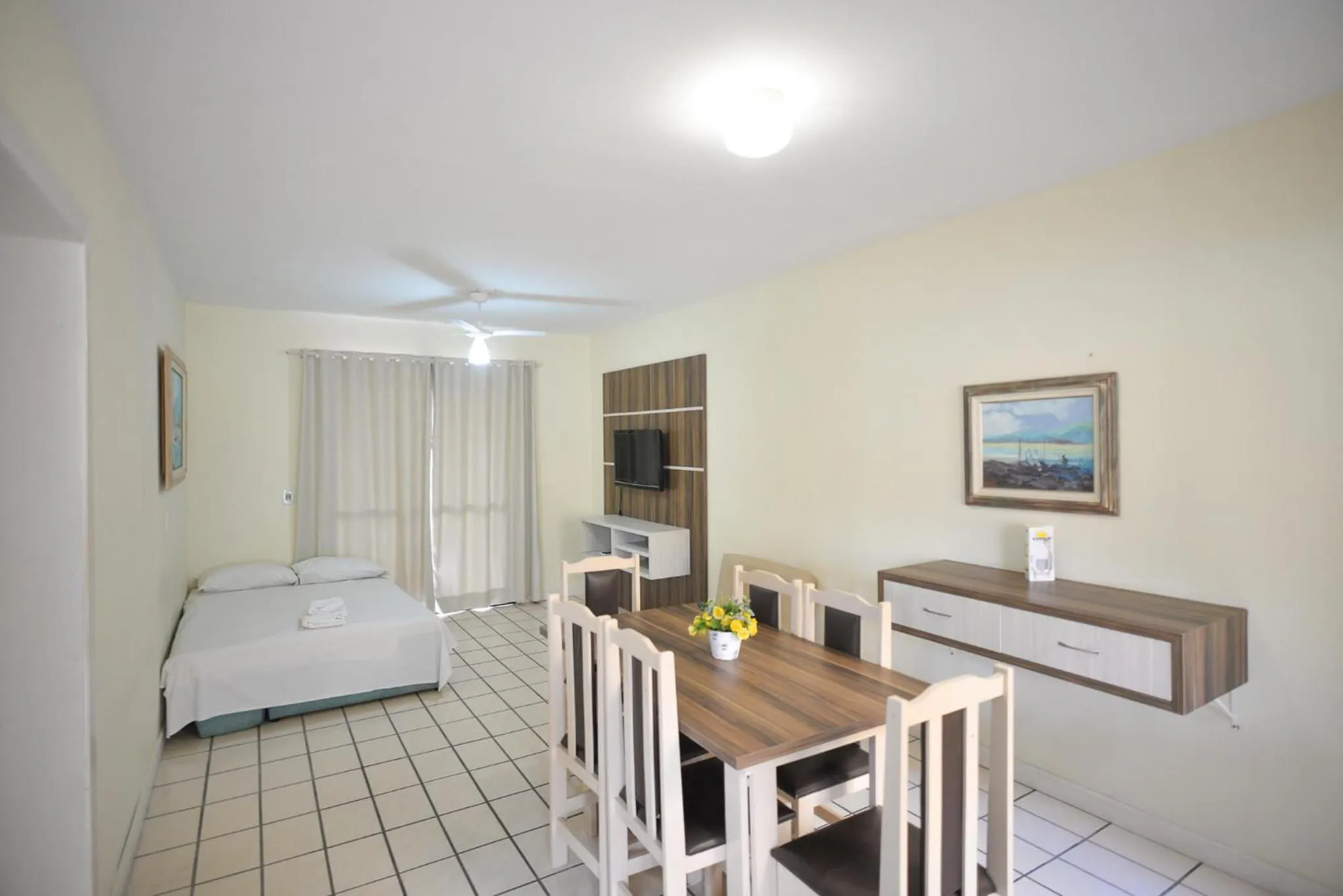 TV and multimedia, Bed in Morro do Sol Hotel & Eventos