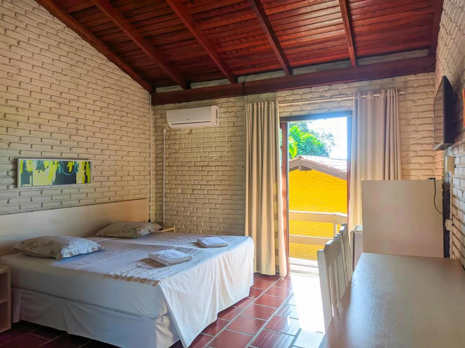 Bed in Morro do Sol Hotel & Eventos