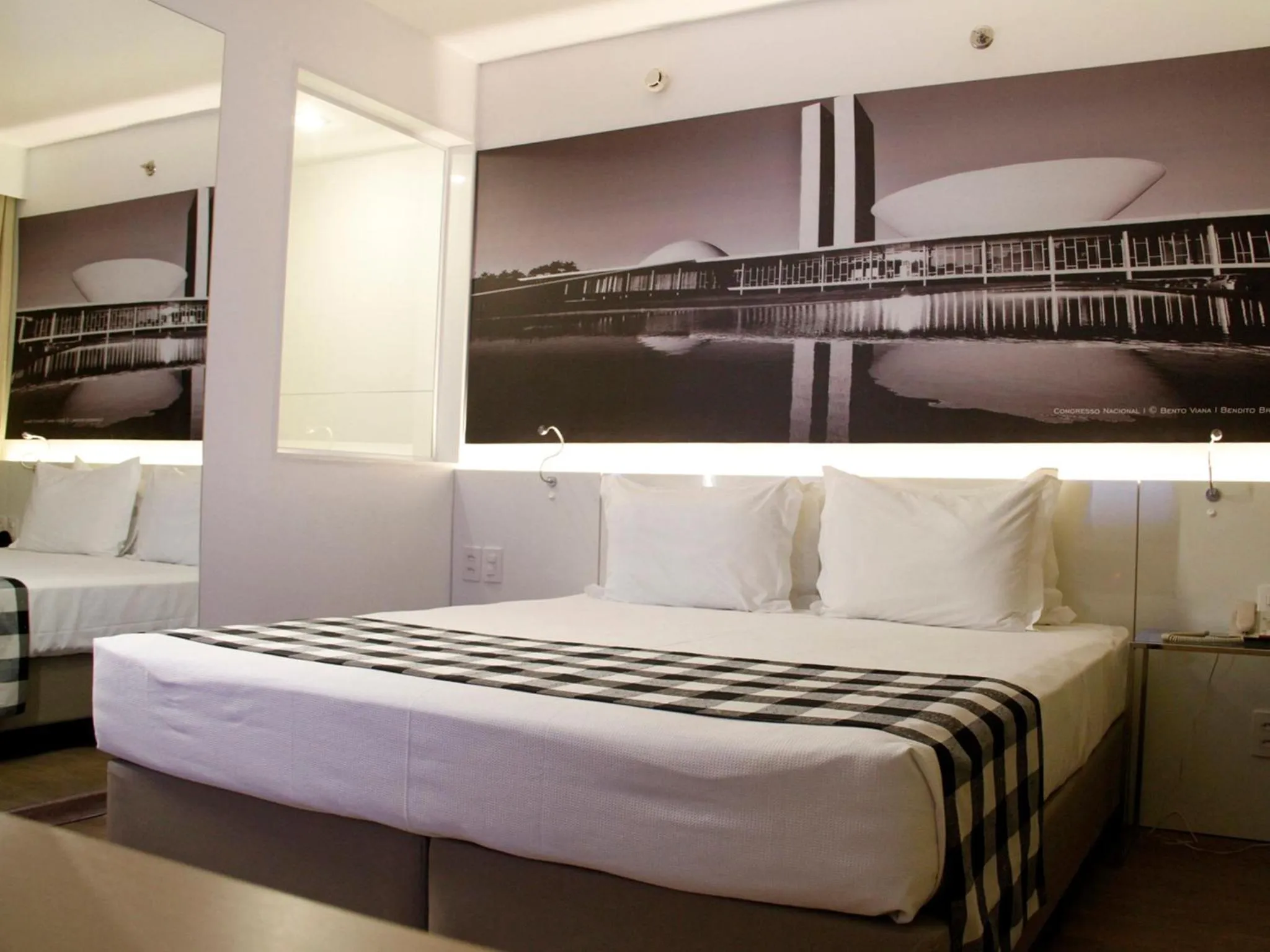 Photo of the whole room, Bed in ibis Styles Brasilia Aeroporto