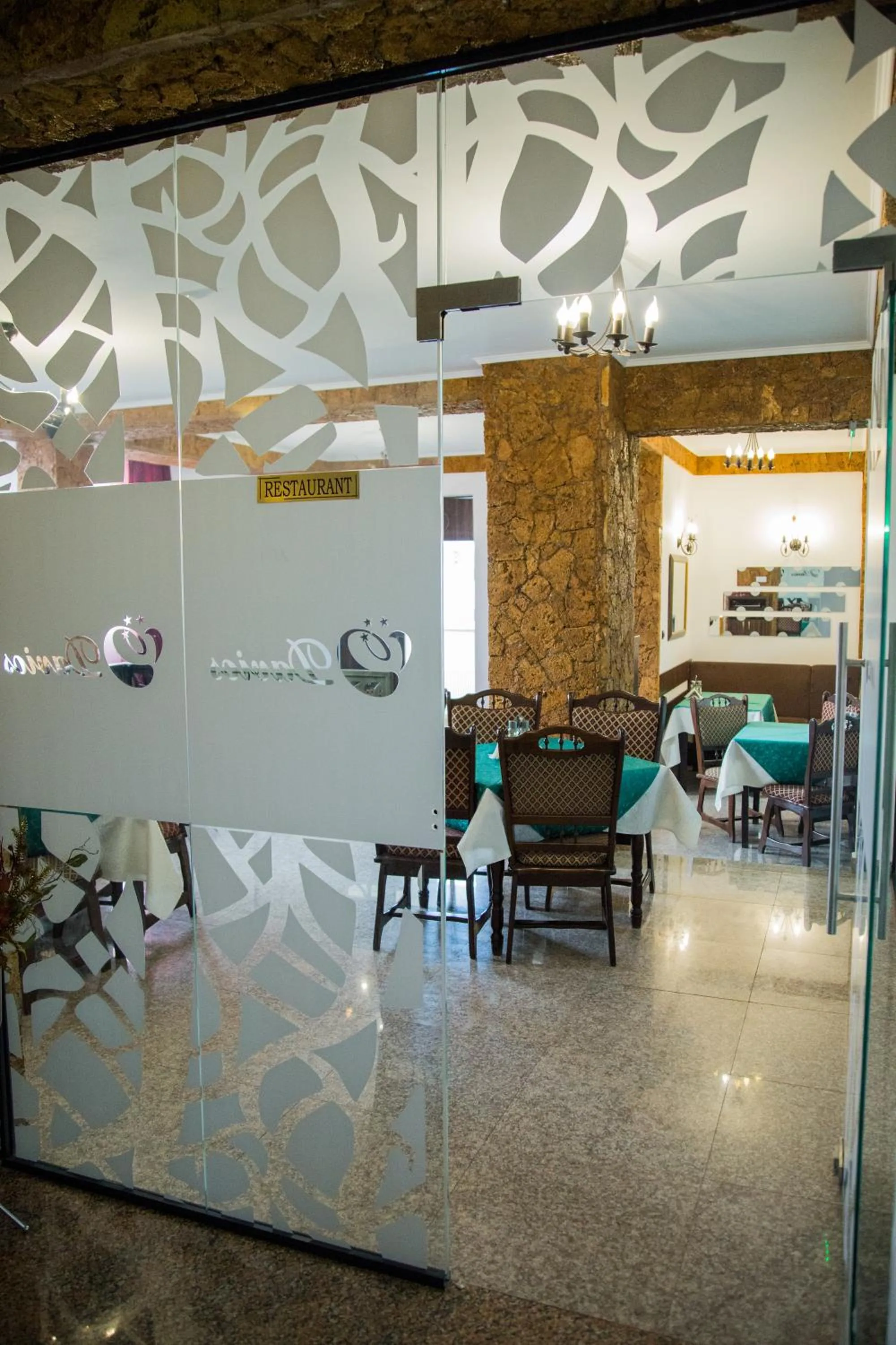 Dining area in Motel Davios