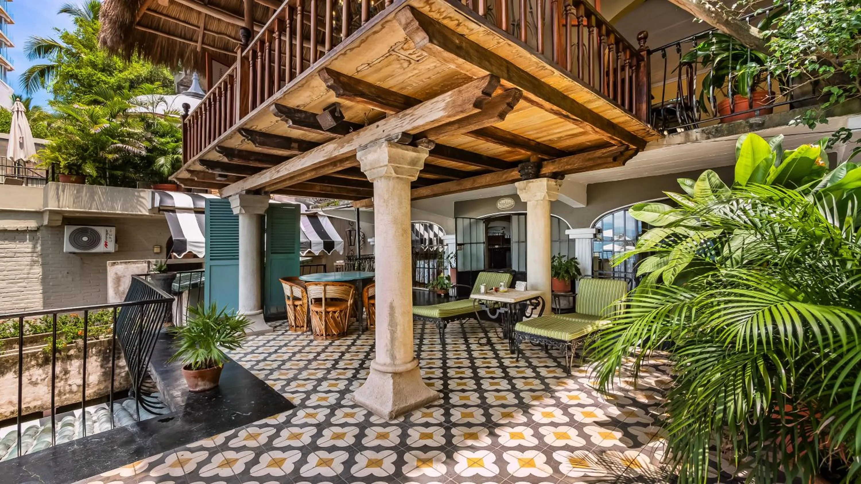 Balcony/Terrace in Quinta Maria Cortez Beach Hotel