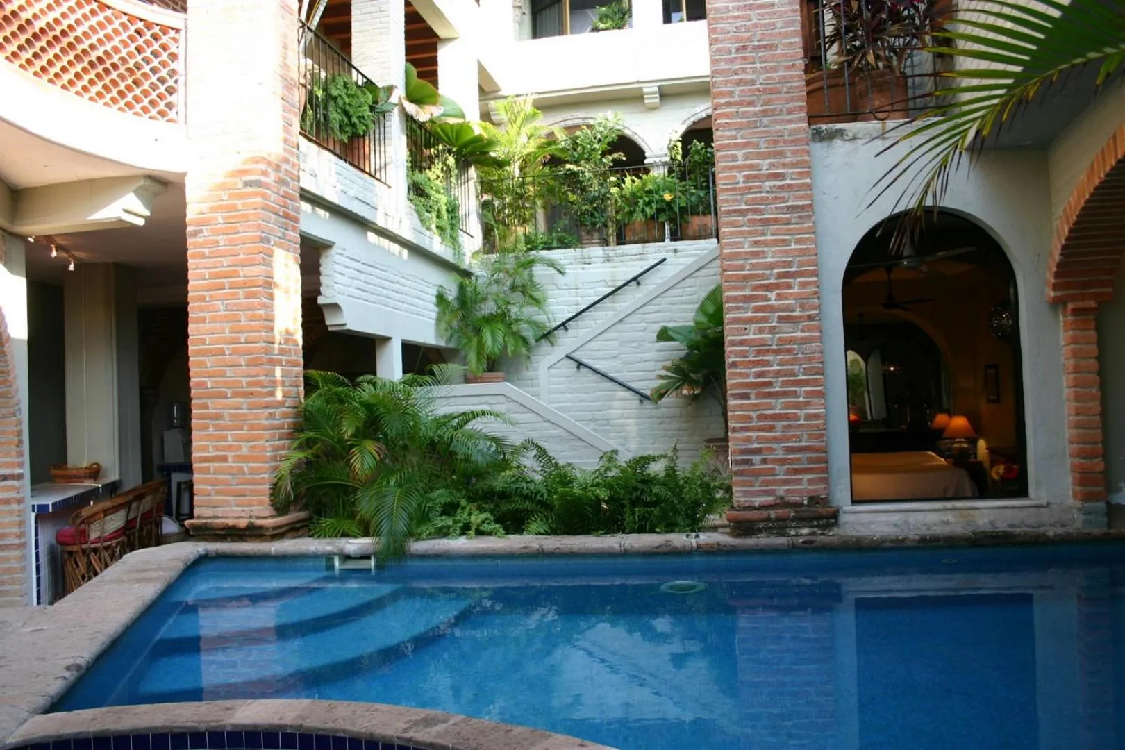 Swimming pool in Quinta Maria Cortez Beach Hotel