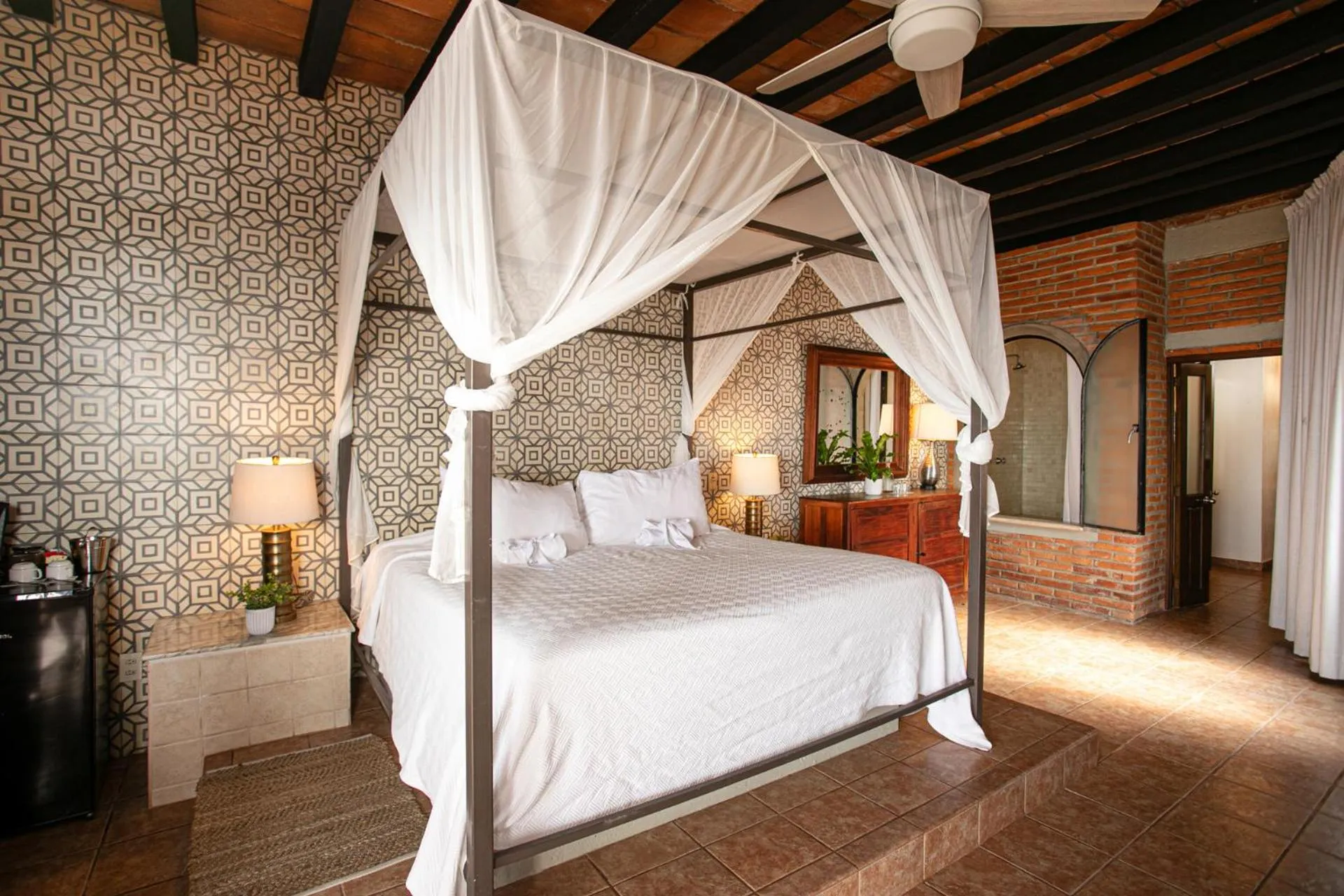 Bed in Quinta Maria Cortez Beach Hotel