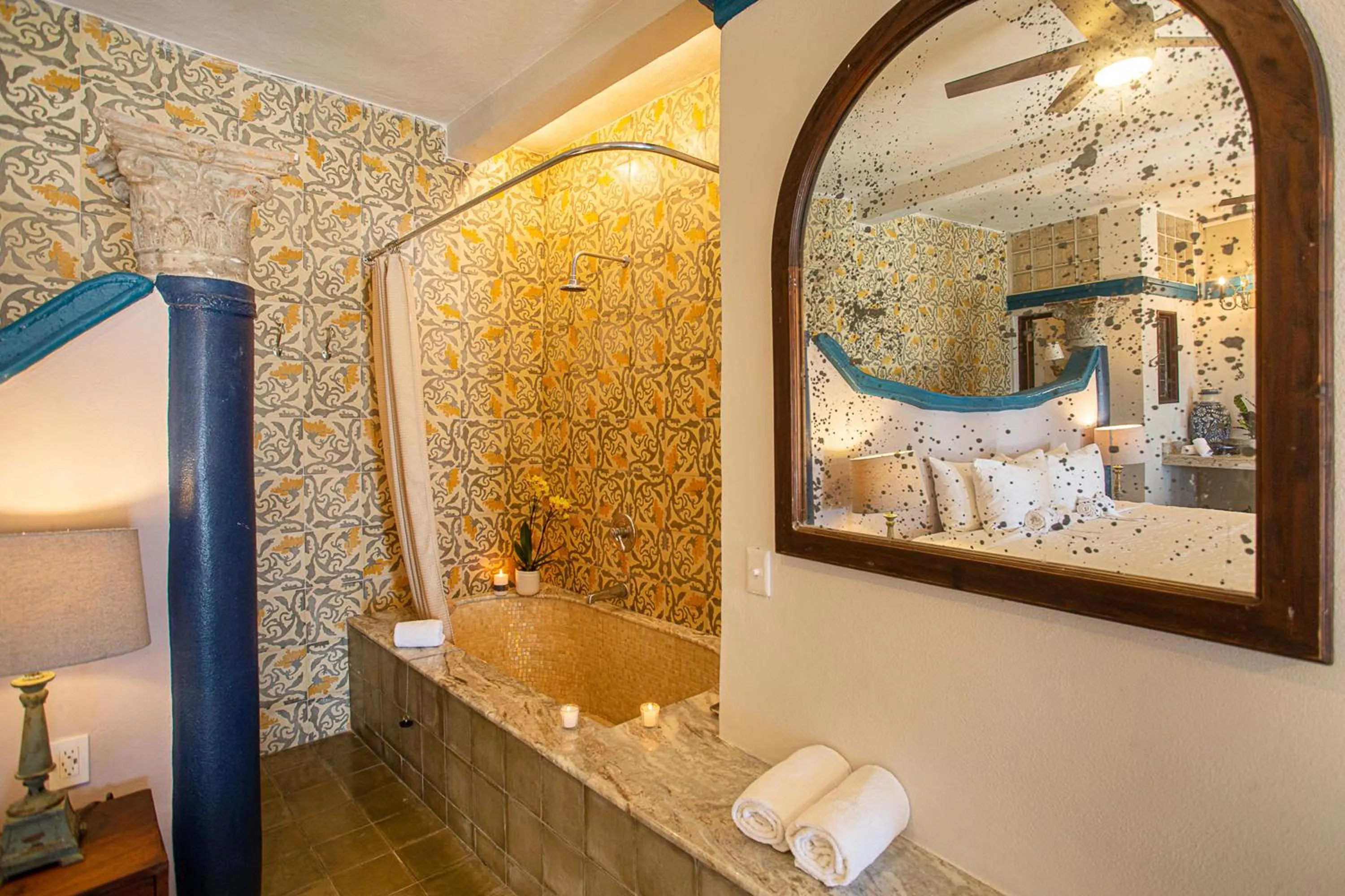 Bathroom in Quinta Maria Cortez Beach Hotel