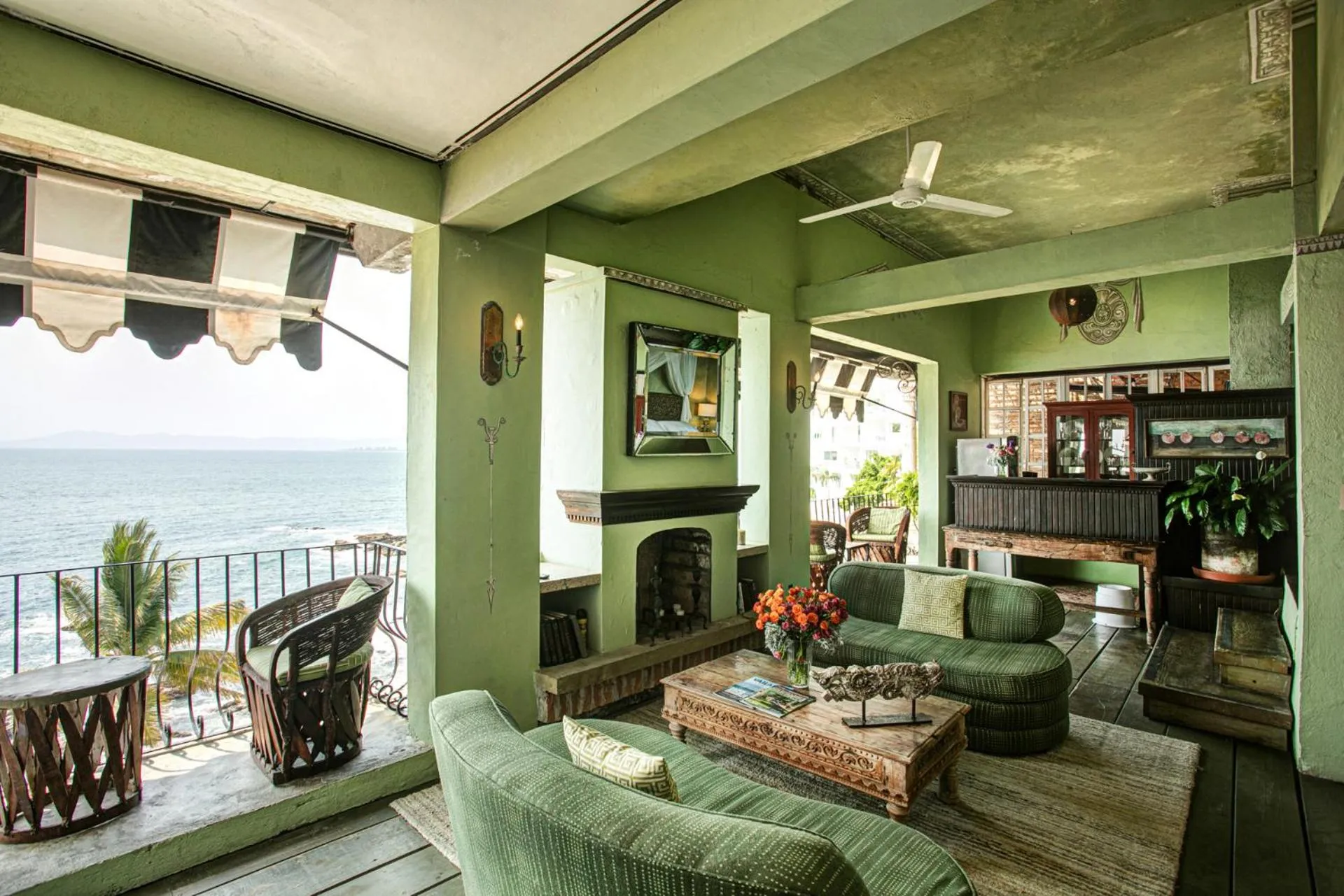 Living room in Quinta Maria Cortez Beach Hotel