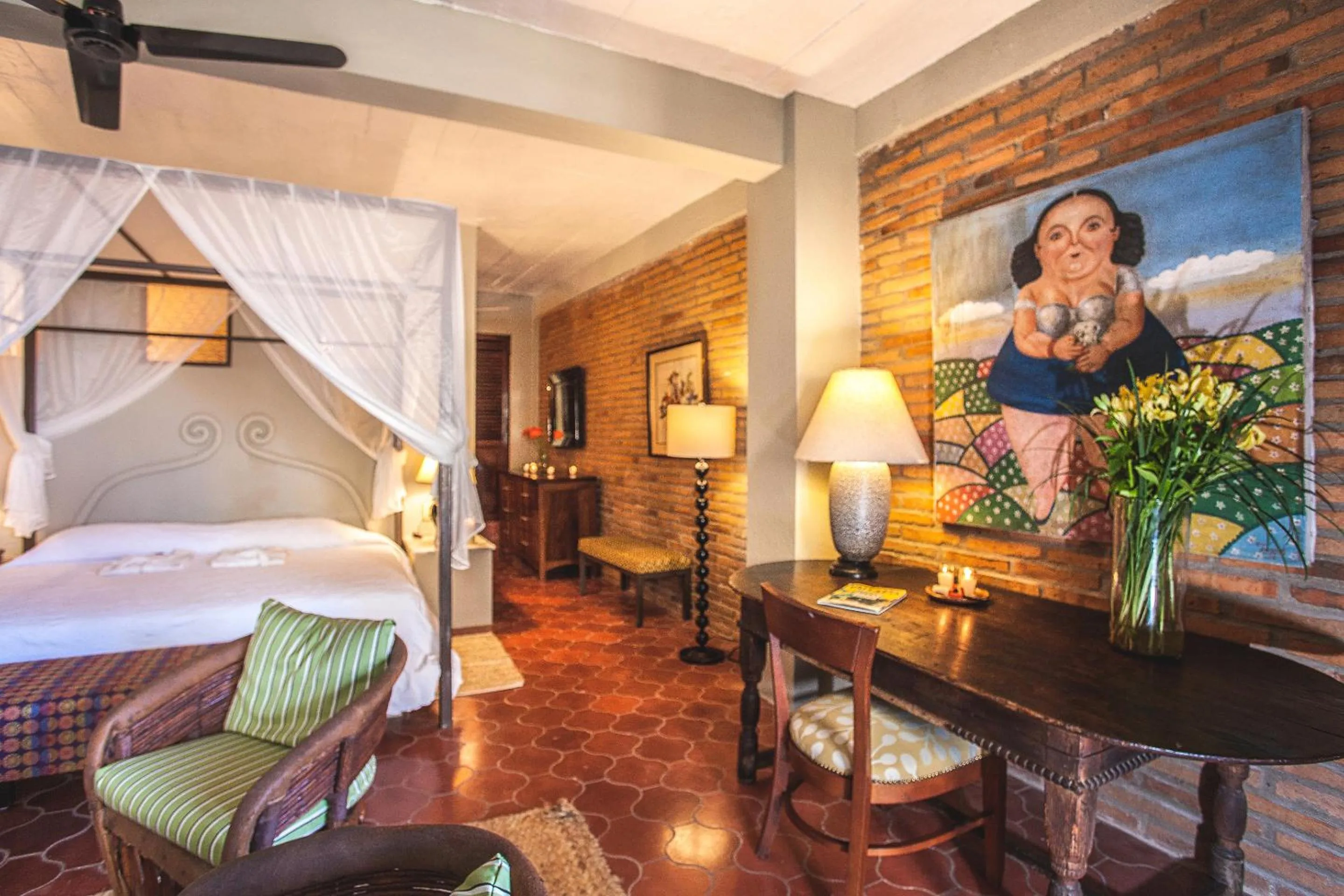 Photo of the whole room, Bed in Quinta Maria Cortez Beach Hotel