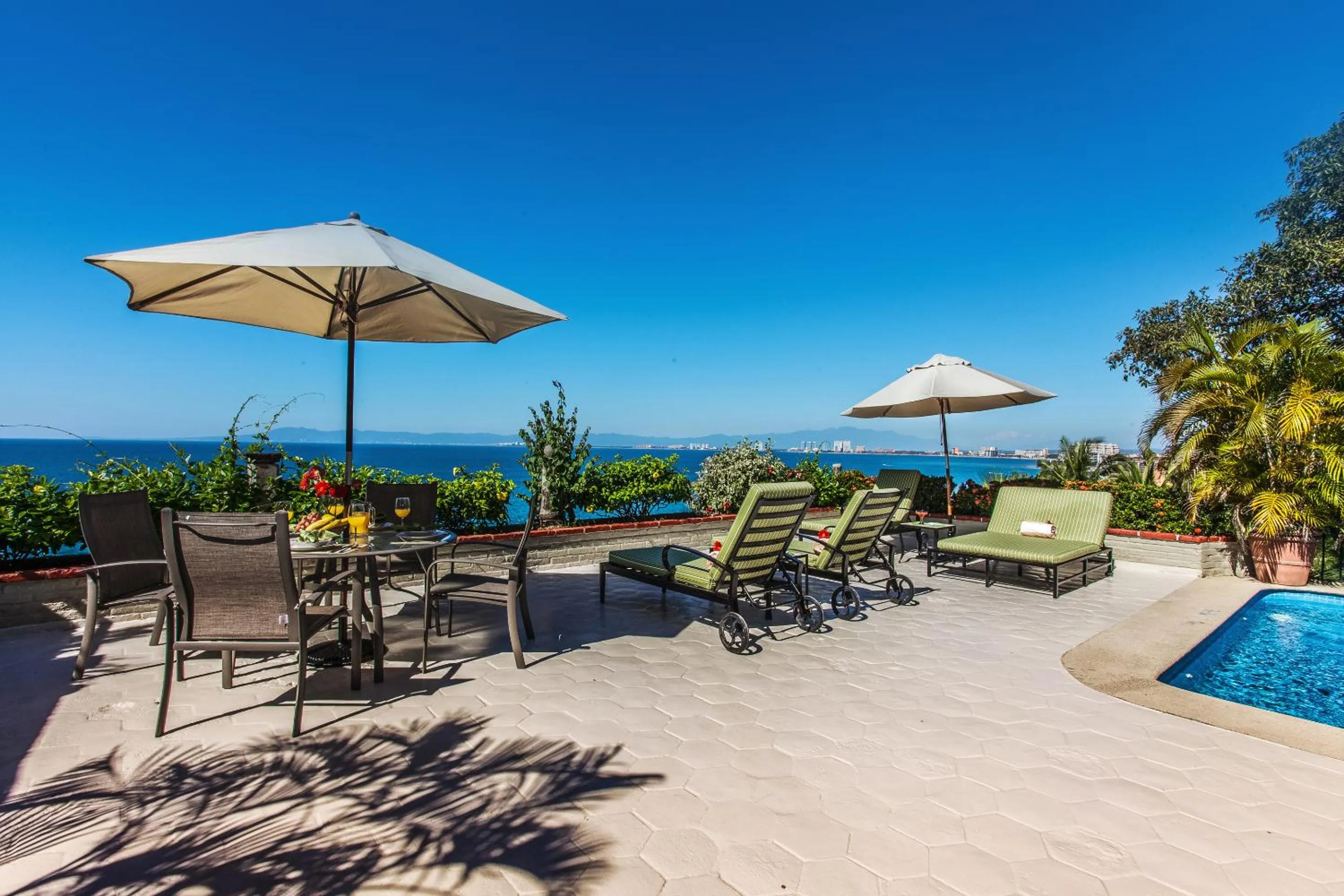 Balcony/Terrace in Quinta Maria Cortez Beach Hotel