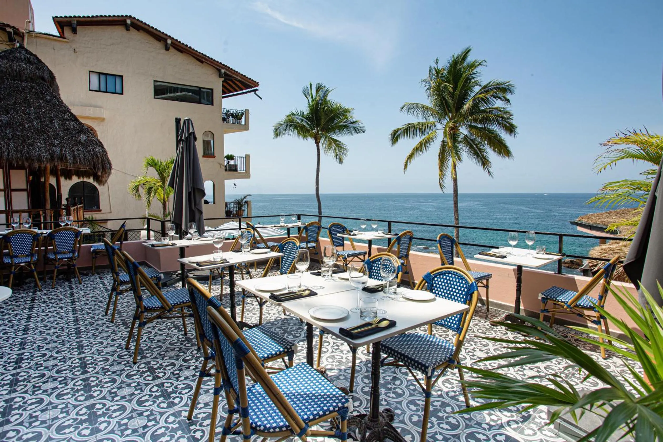 Restaurant/places to eat in Quinta Maria Cortez Beach Hotel