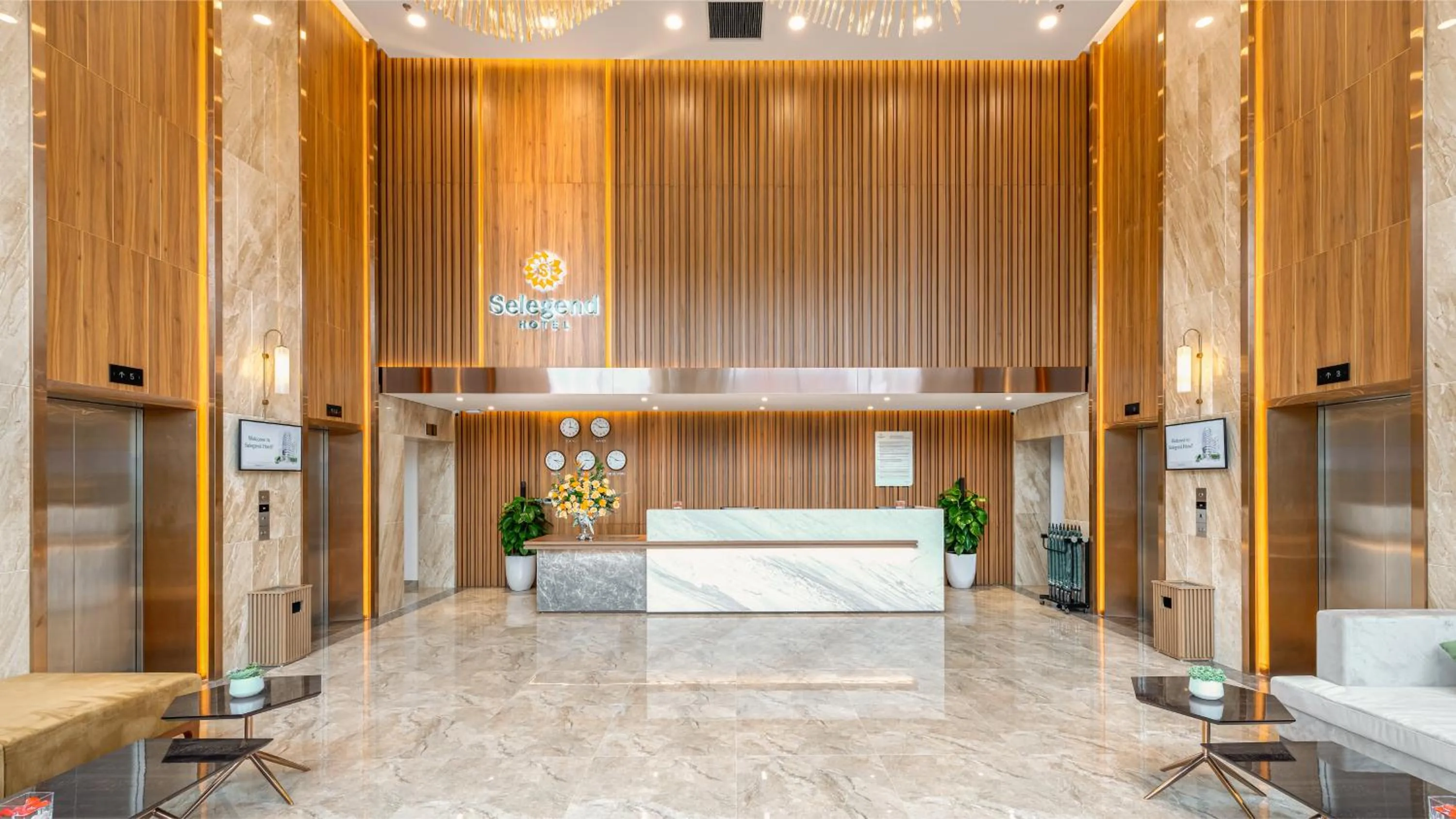 Lobby or reception in Selegend Hotel Thái Bình