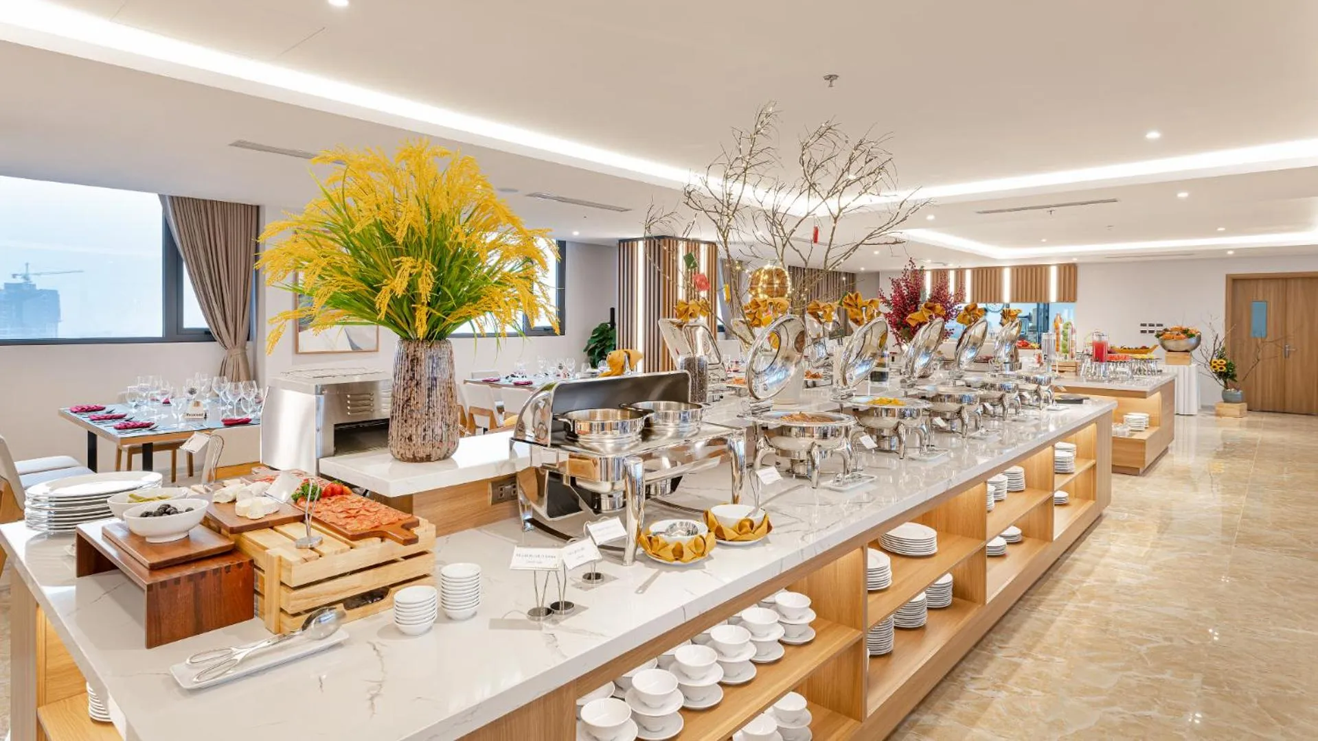 Restaurant/places to eat in Selegend Hotel Thái Bình