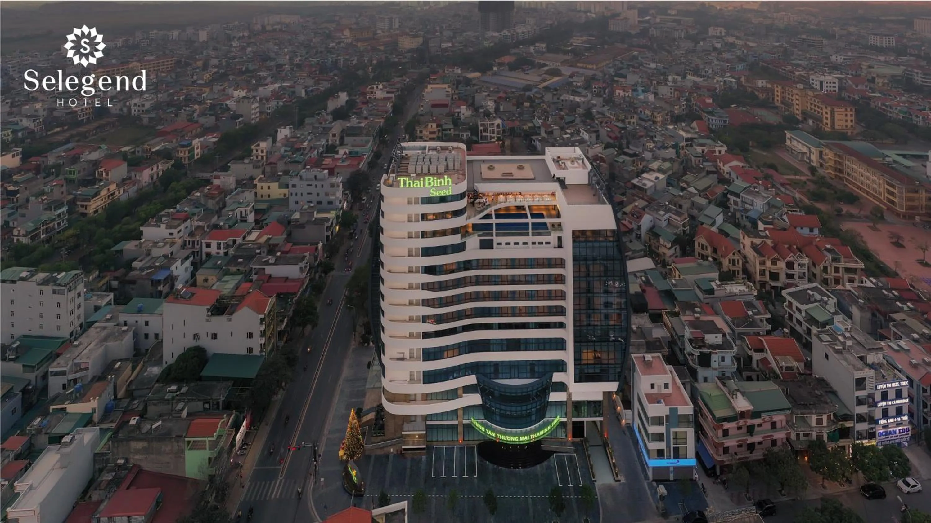 Property building in Selegend Hotel Thái Bình