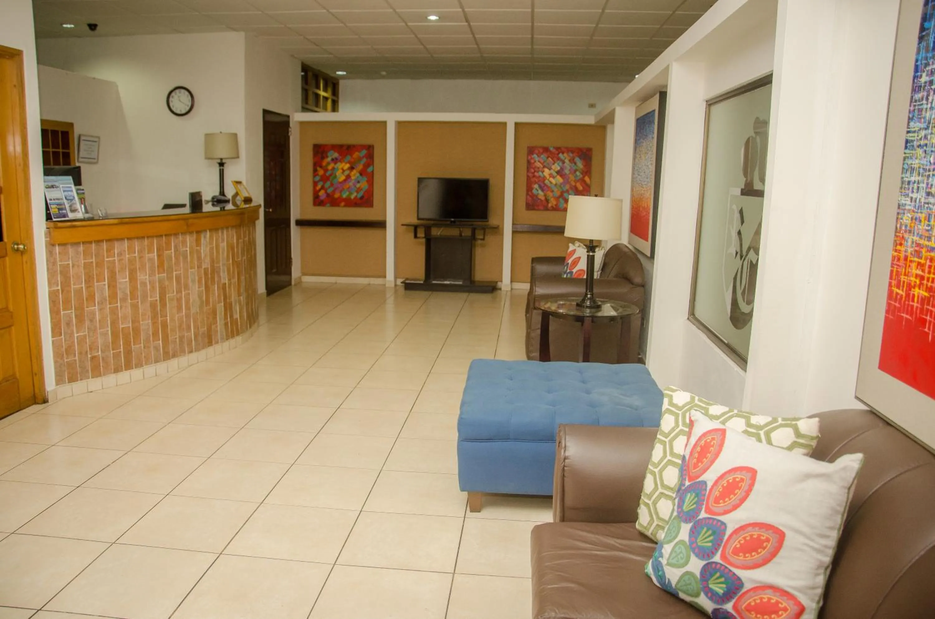 Lobby or reception in Hotel Residencial Cervantes