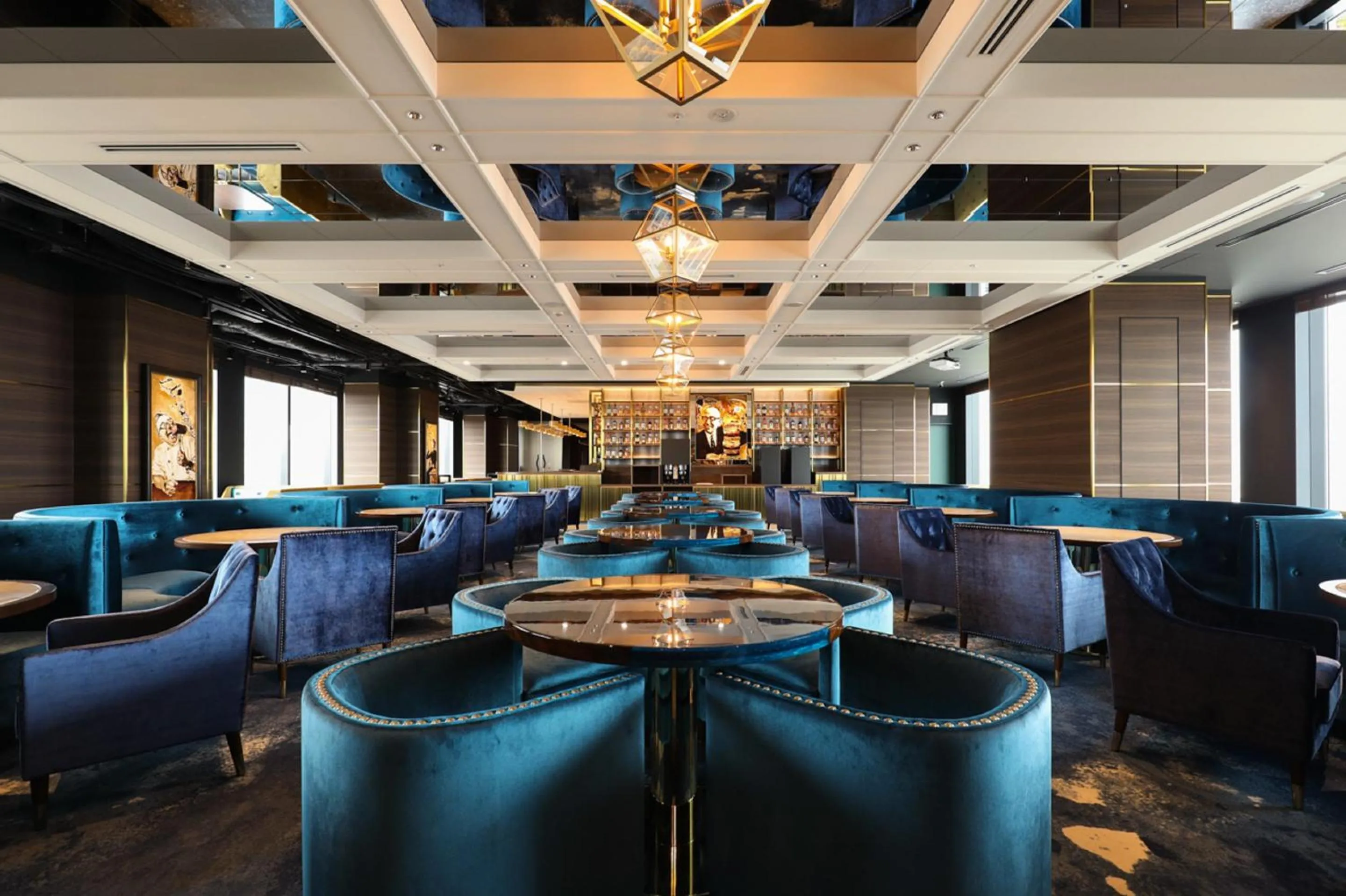 Restaurant/places to eat in remm plus Kobe Sannomiya