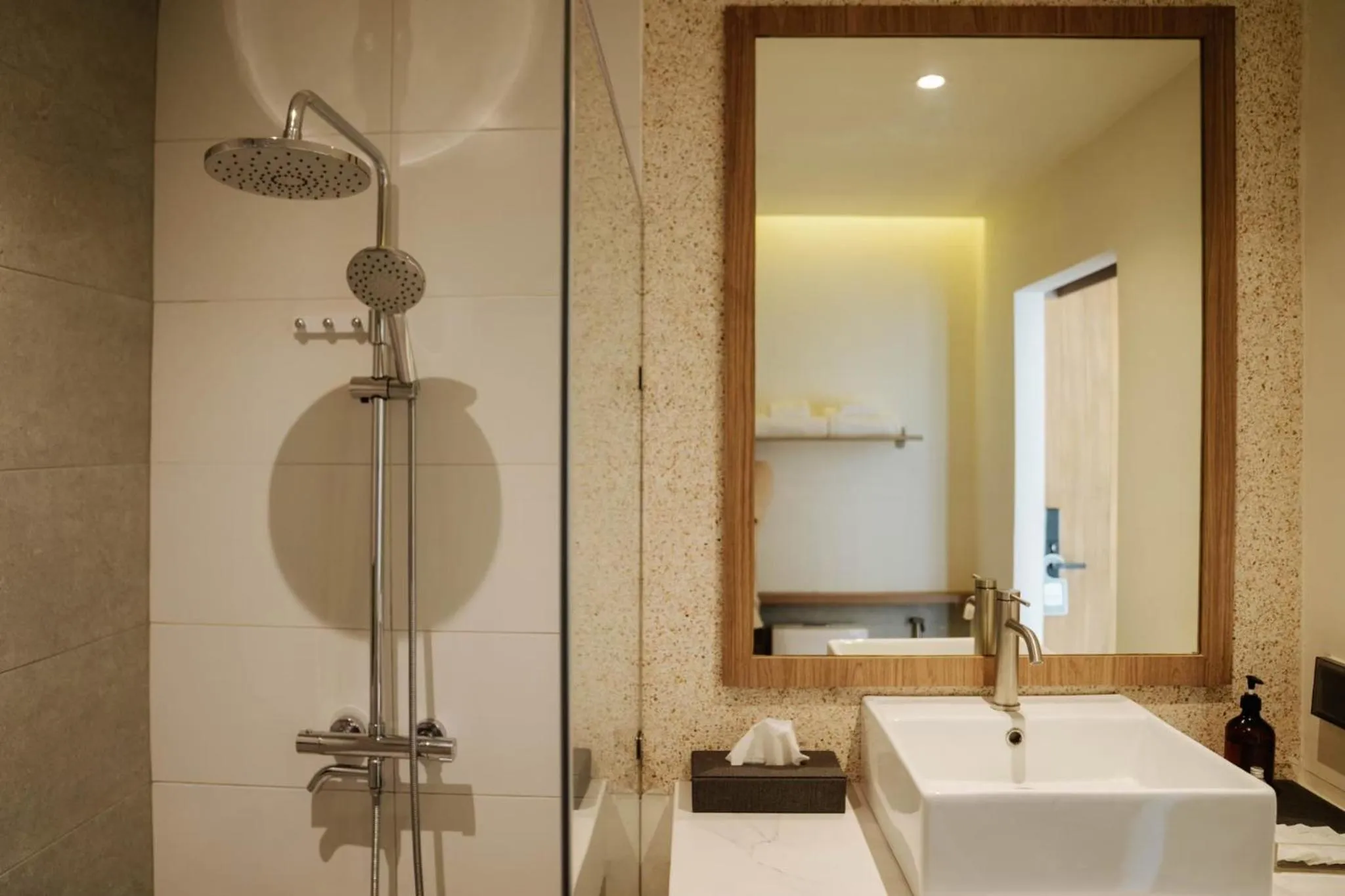 Bathroom in Shanti-Retreat Hotel