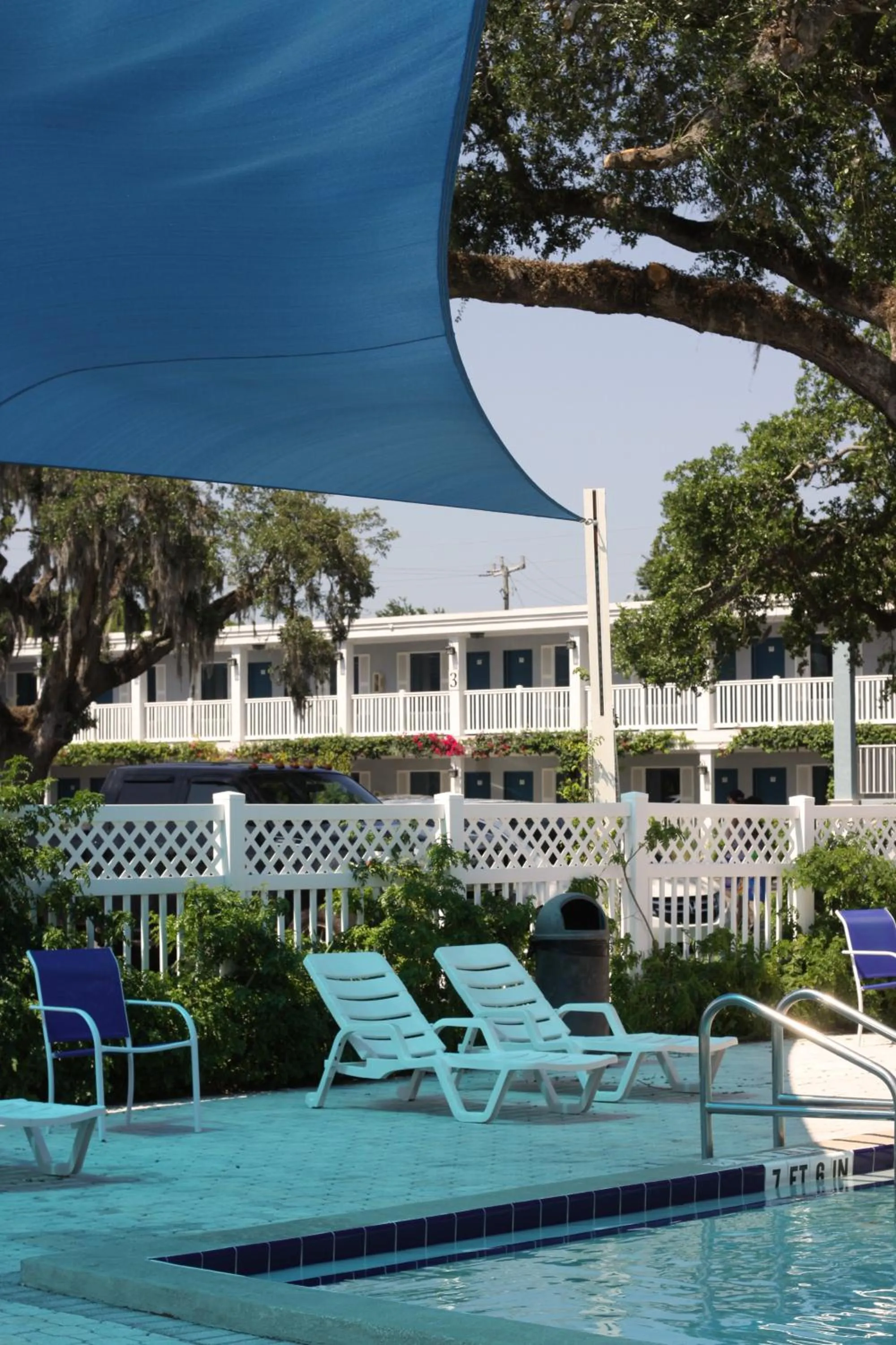 Swimming pool in Southern Oaks Inn - Saint Augustine