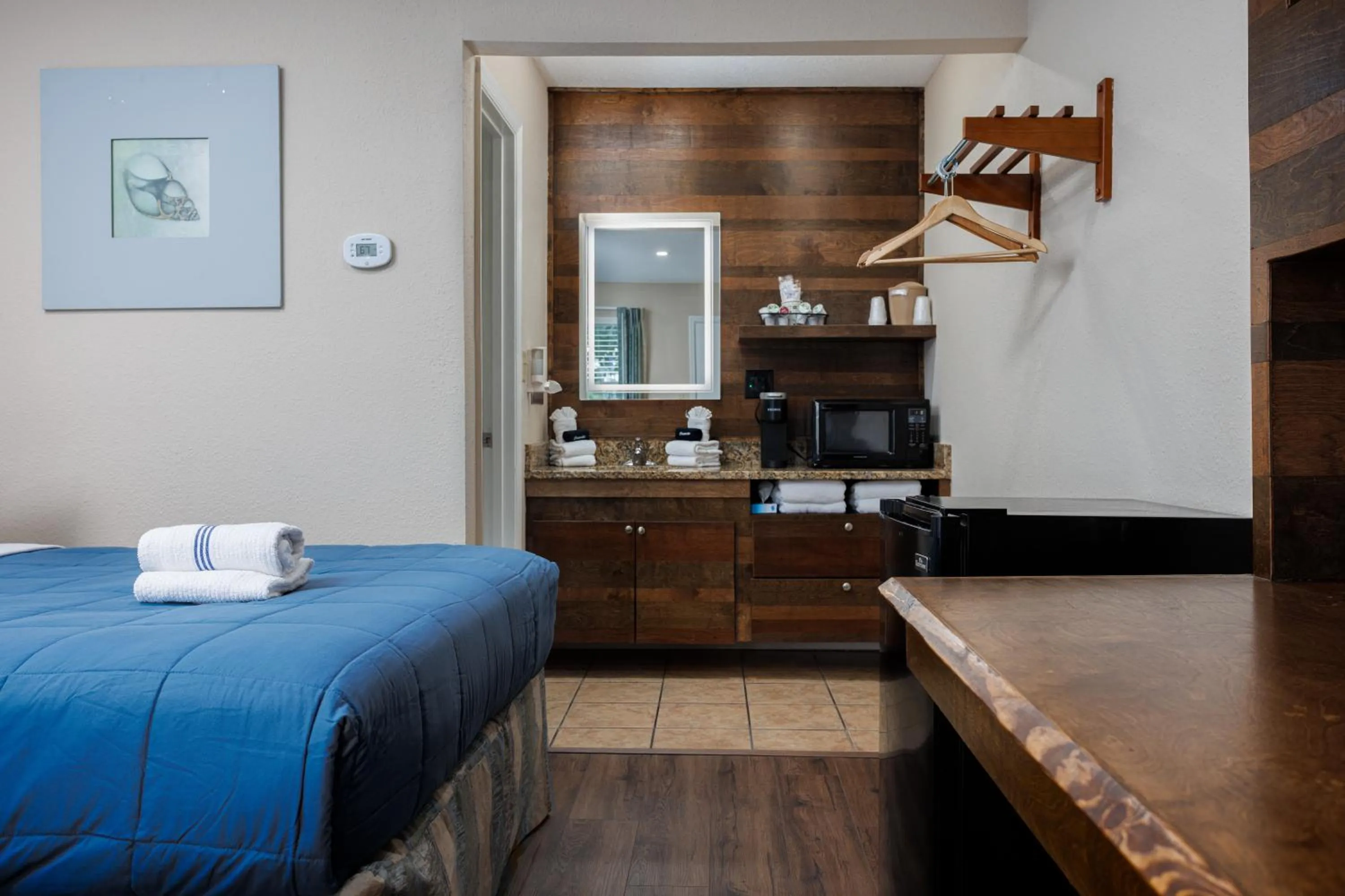 Bed in Southern Oaks Inn - Saint Augustine