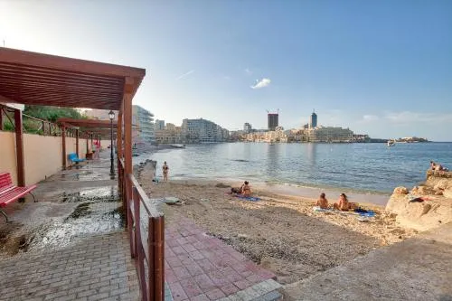 VIC- SEAFRONT Apartment