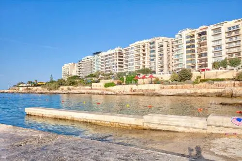 VIC- SEAFRONT Apartment
