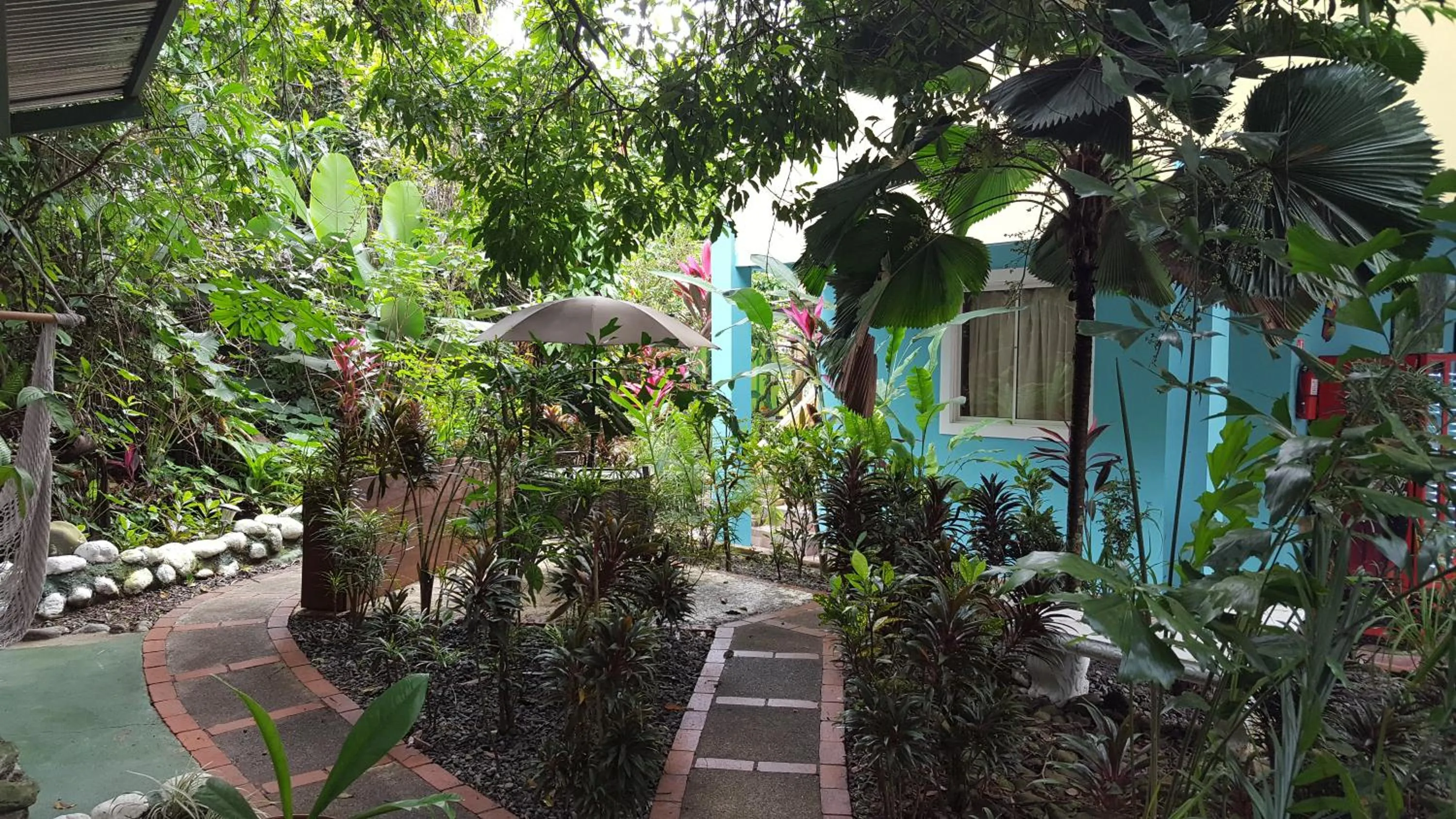 Property building in La Posada Jungle Hotel