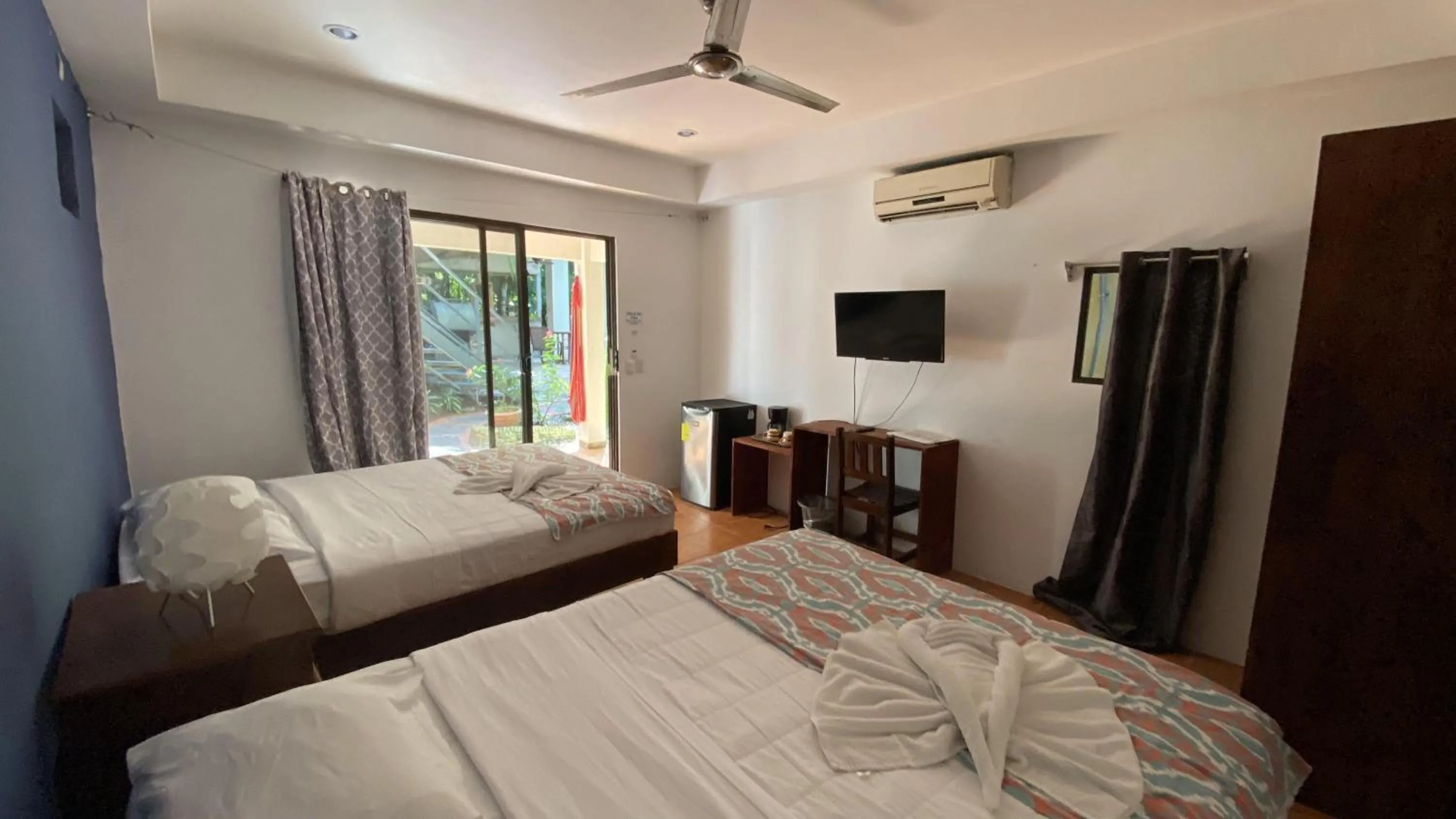 Bed in La Posada Jungle Hotel