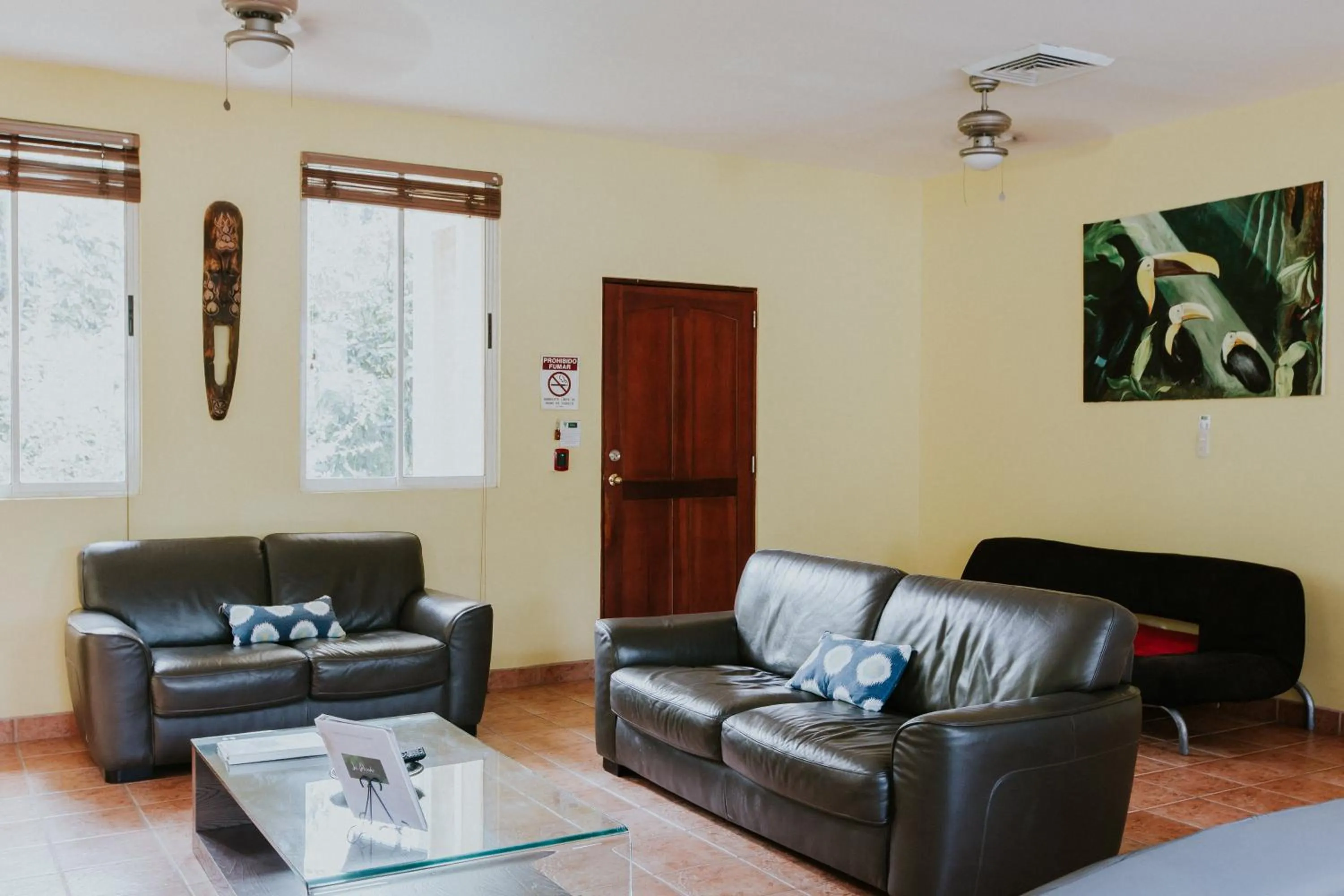 Living room in La Posada Jungle Hotel