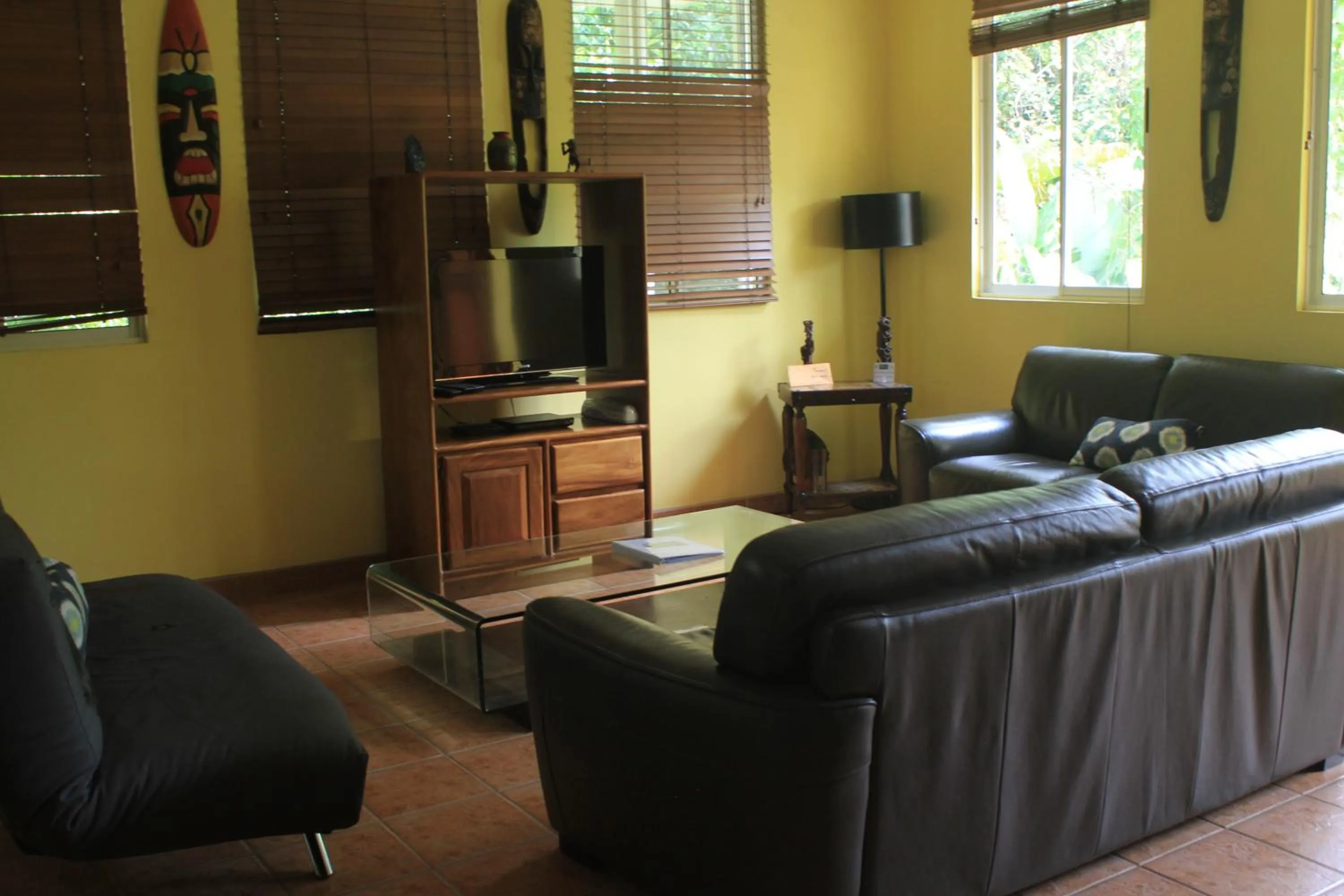 Living room in La Posada Jungle Hotel