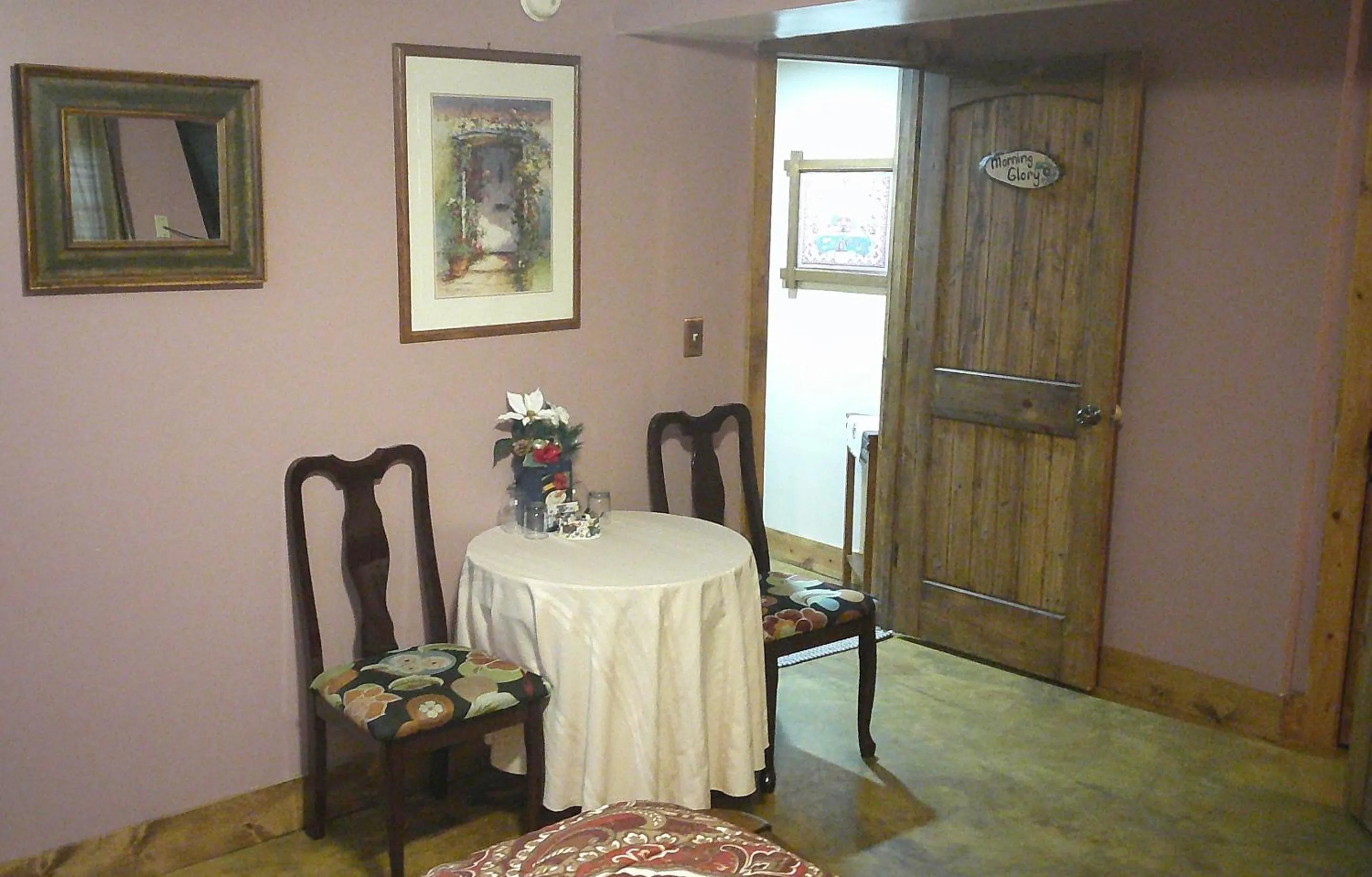Bedroom in Lil Black Bear Inn