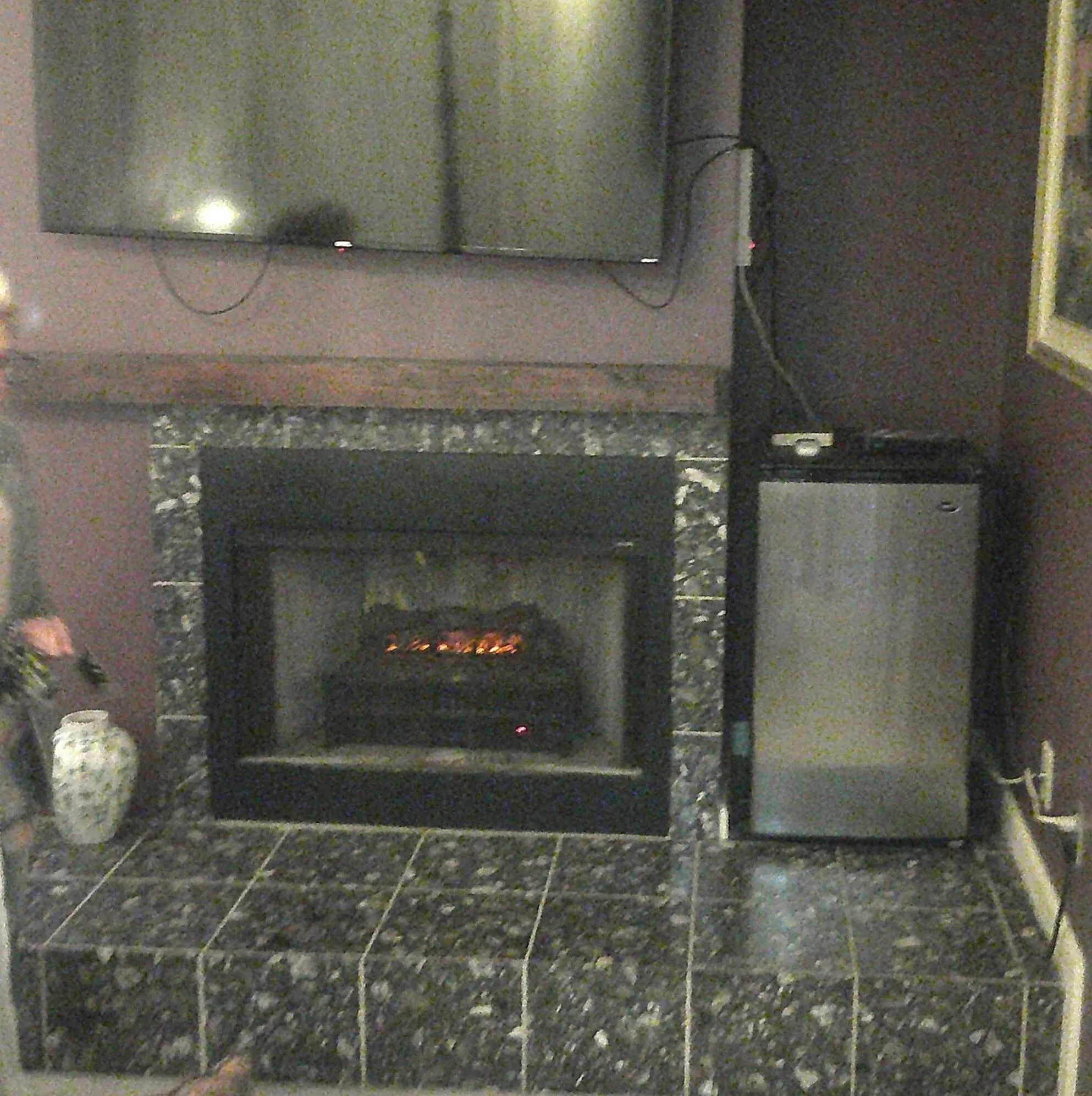 Bedroom in Lil Black Bear Inn