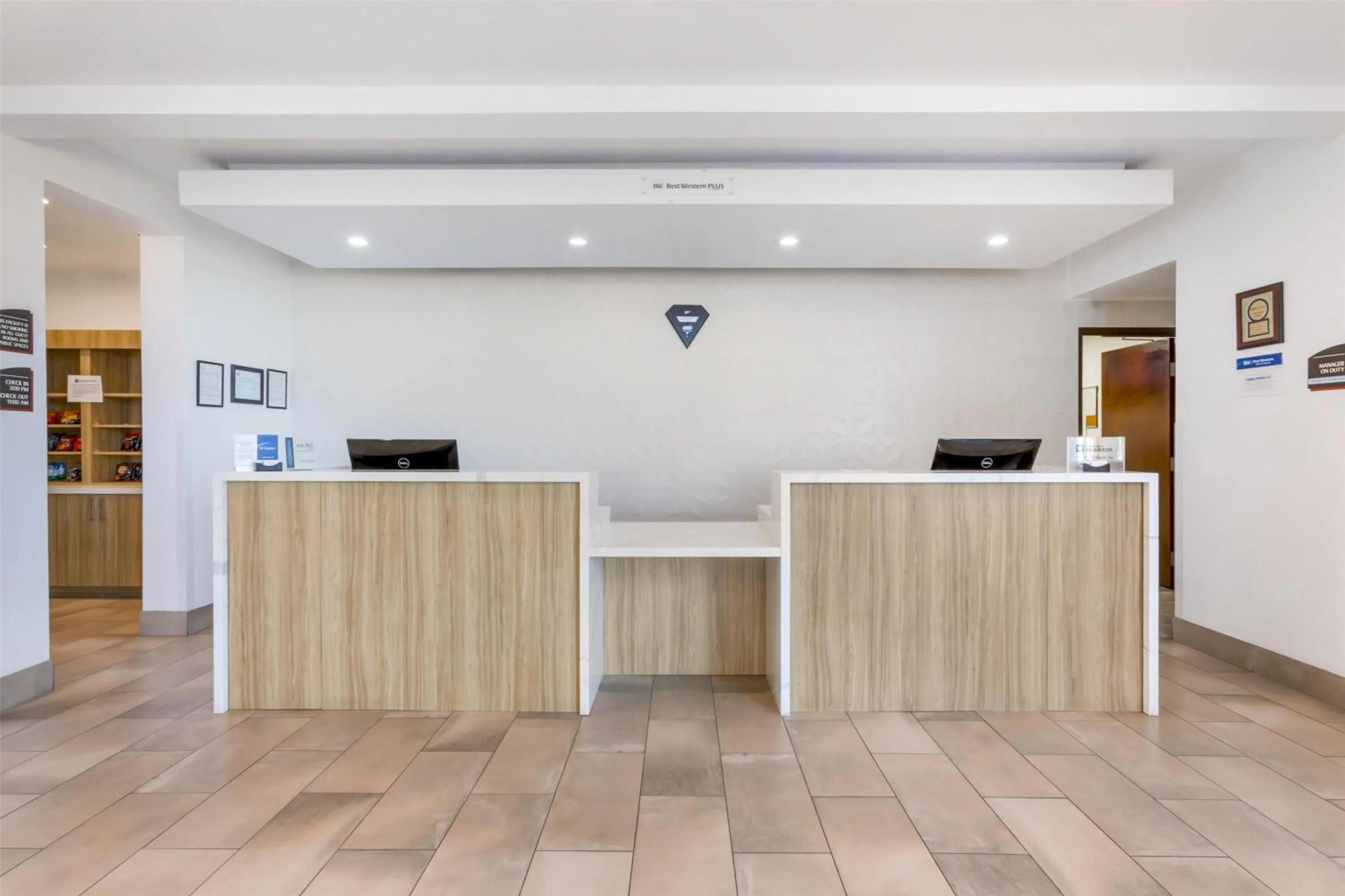 Lobby or reception in Best Western Plus Casa Grande Inn & Suites