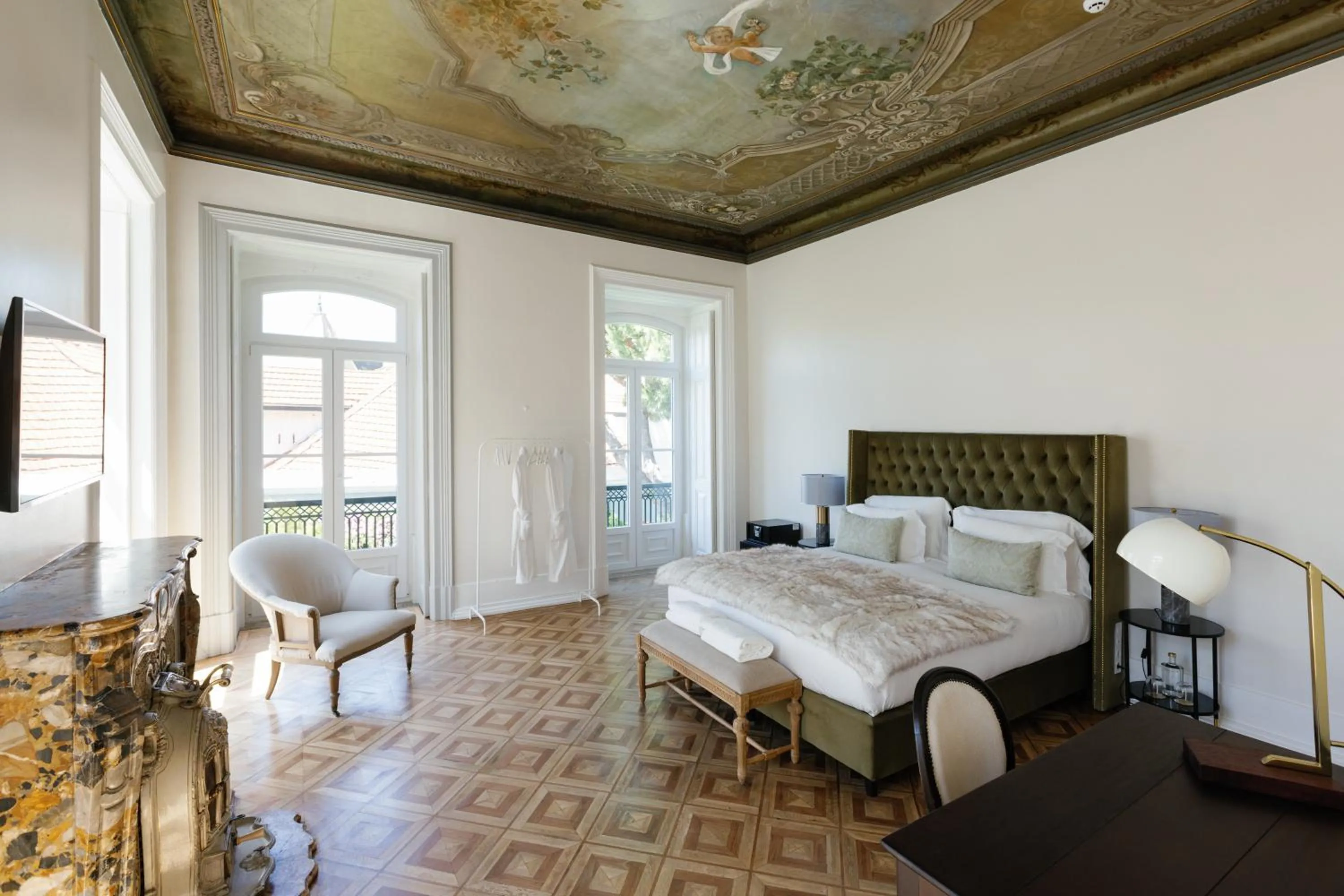 Bedroom, Bed in Palácio do Visconde - The Coffee Experience