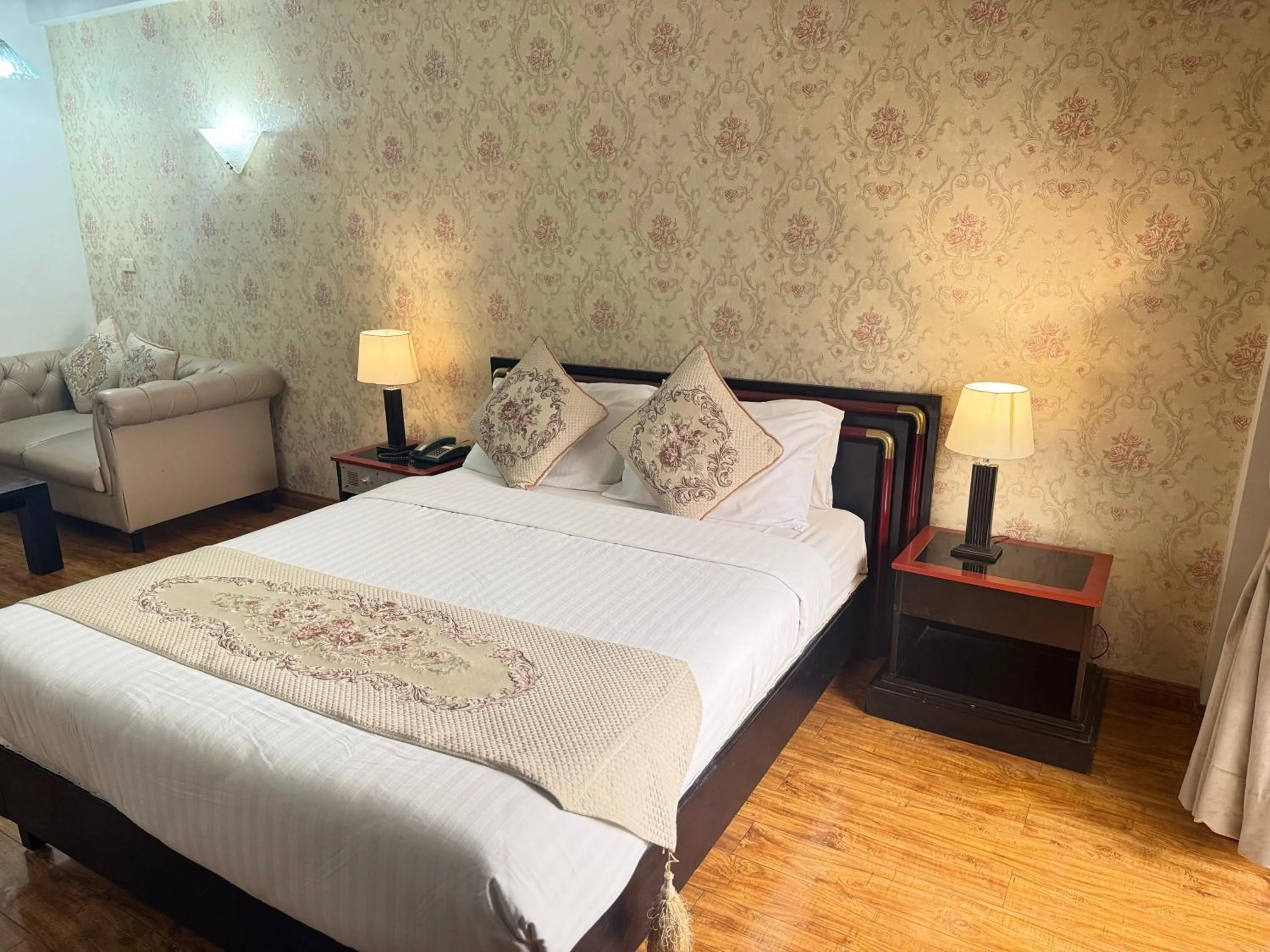 Bedroom, Bed in Hotel de Papae