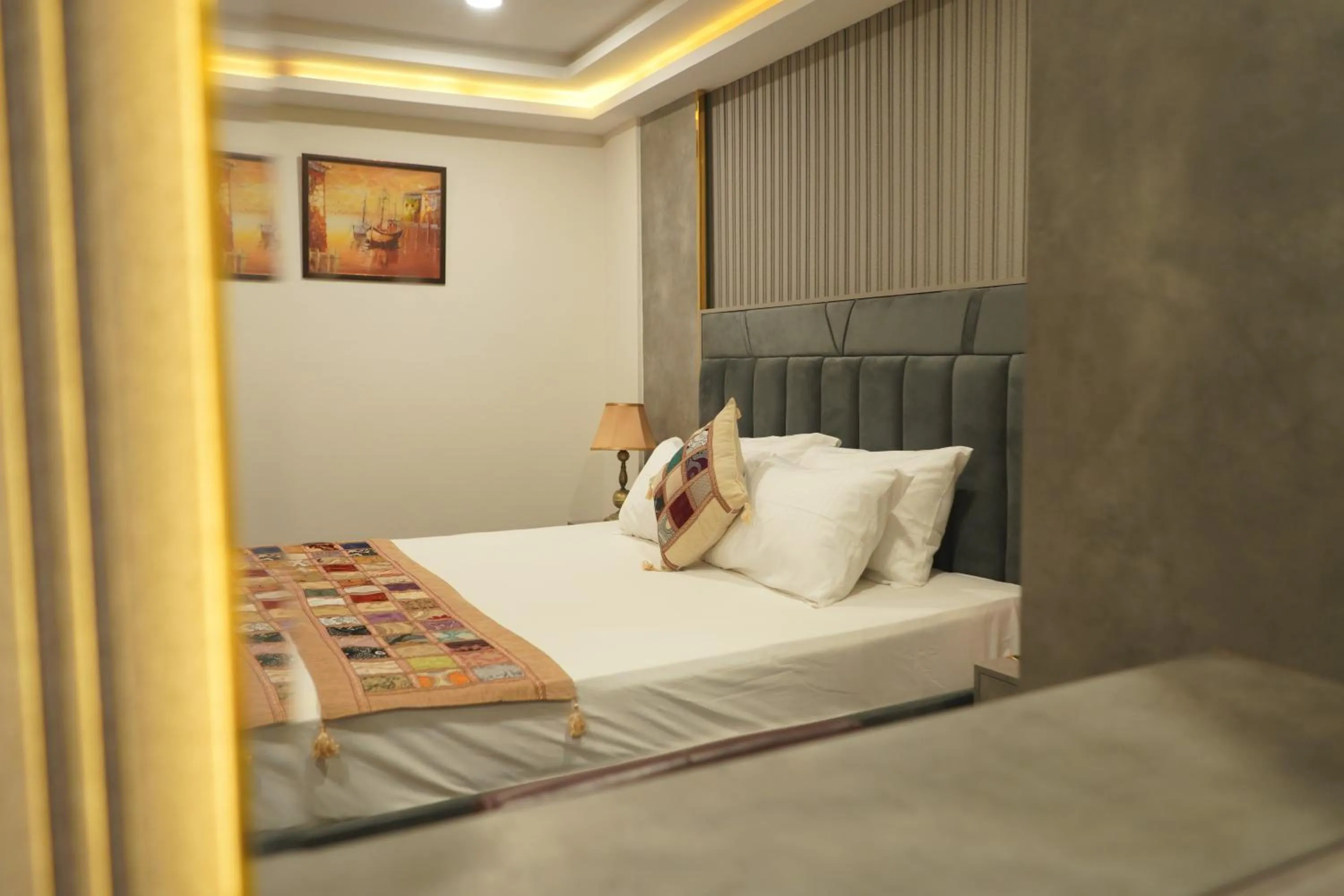 Bedroom, Bed in Hotel de Papae