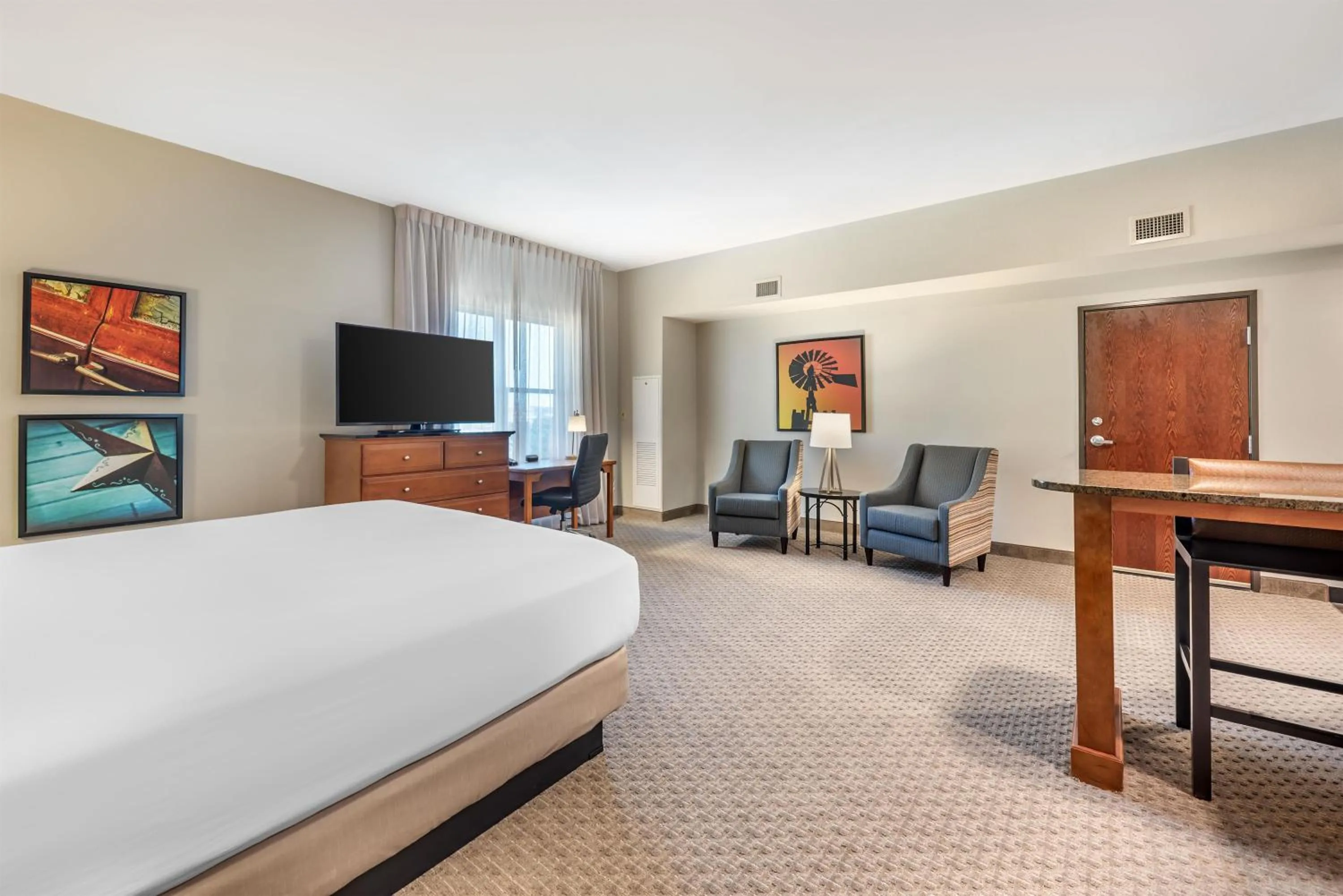 Bedroom, Bed in Drury Plaza Hotel San Antonio North Stone Oak