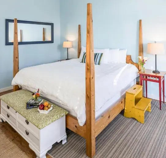 Bed in Inn at Schoolhouse Creek Bed in Inn at Schoolhouse Creek