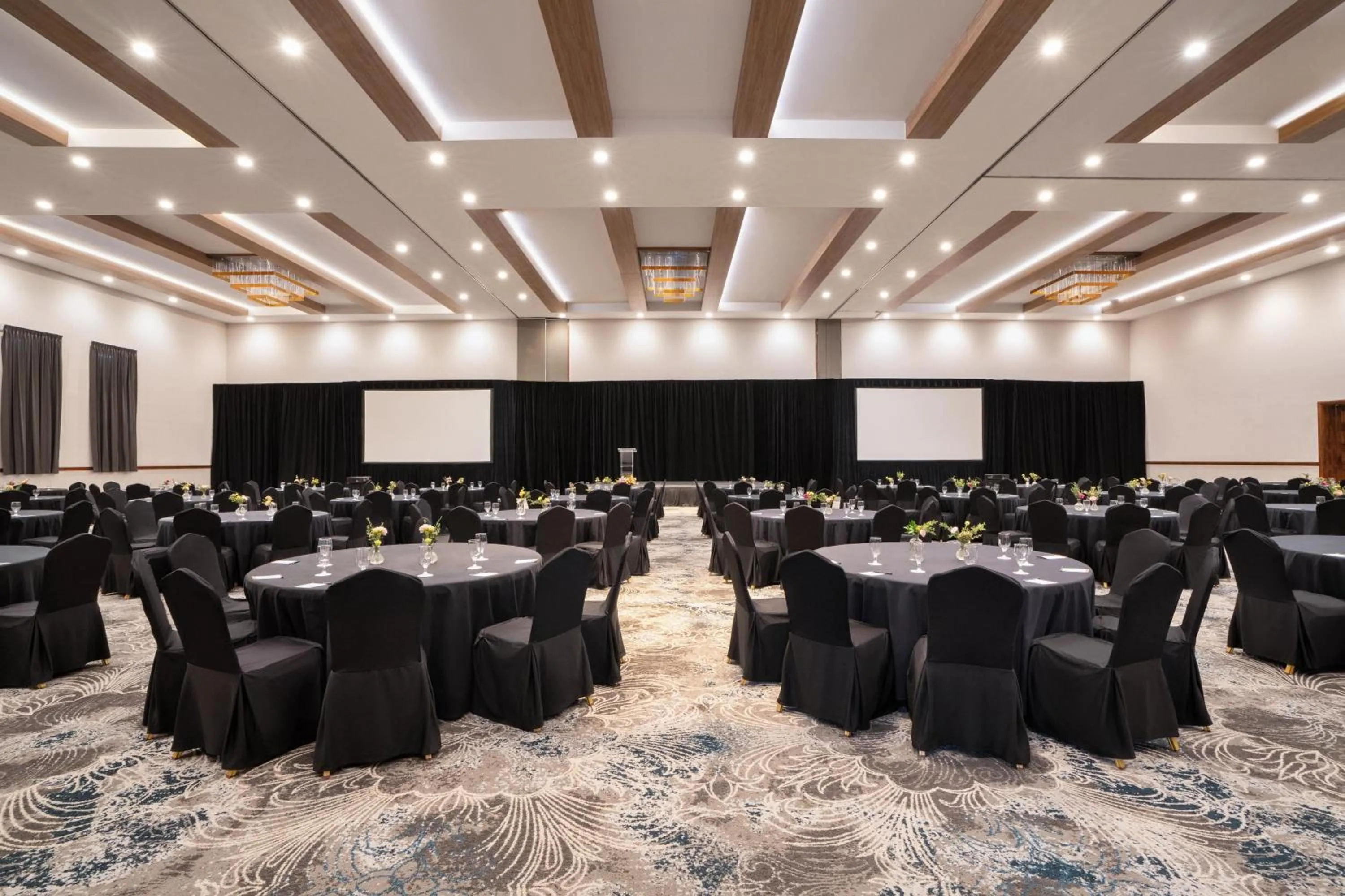 Banquet/Function facilities in Secrets Puerto Los Cabos Golf & Spa18+