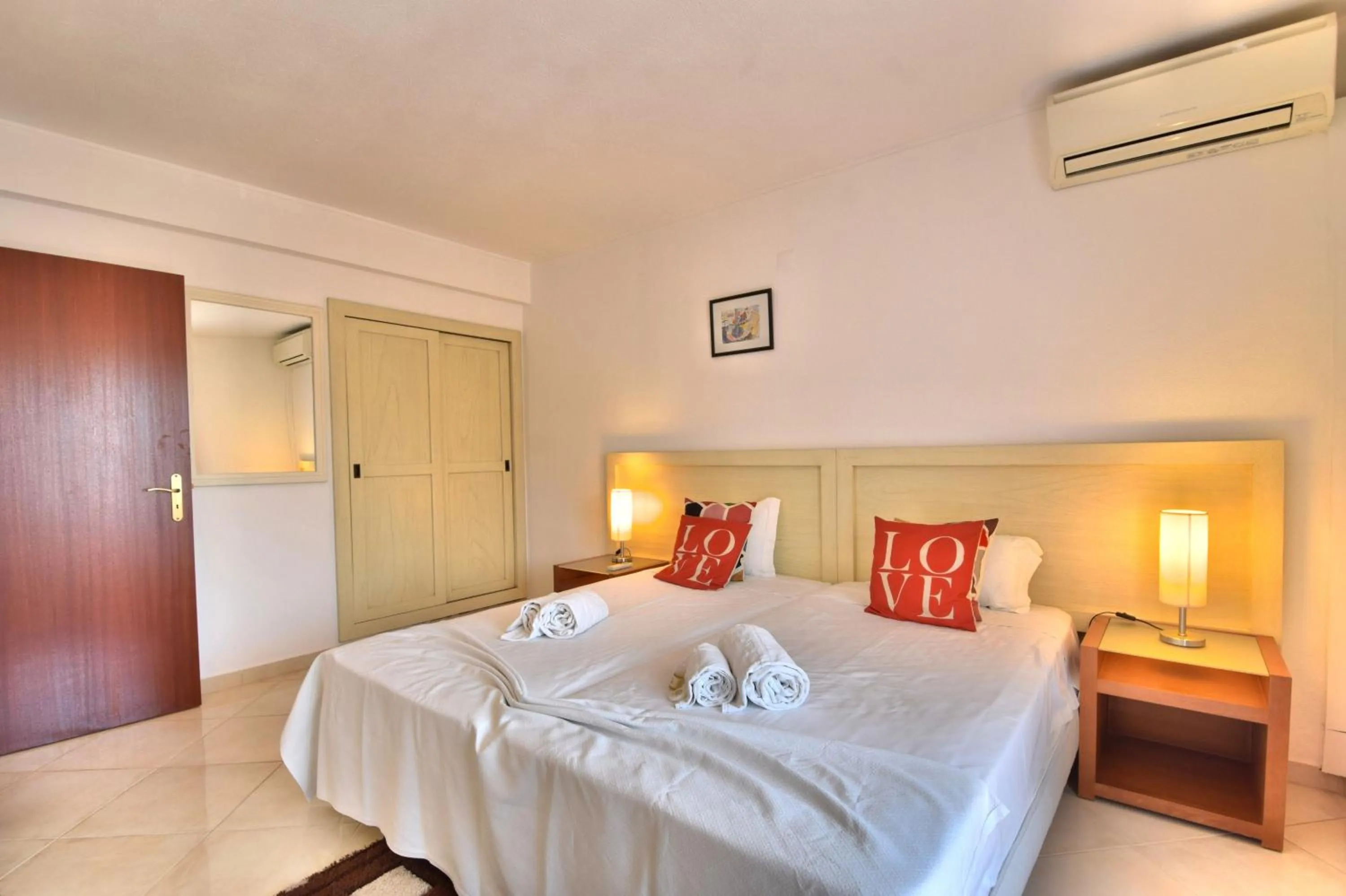 Bed in Bellavista Avenida By BeGuest