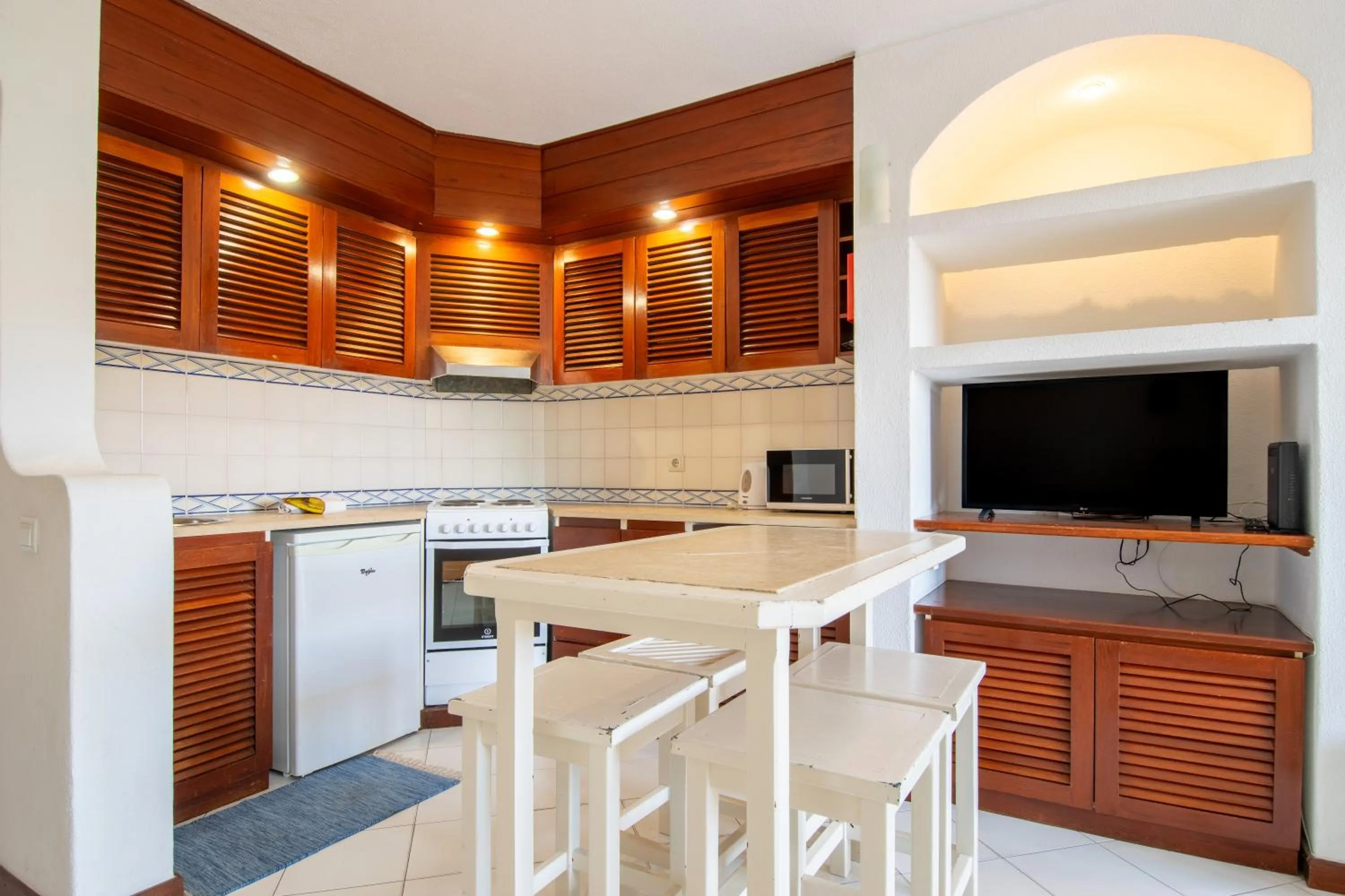 Kitchen or kitchenette in Bellavista Avenida By BeGuest