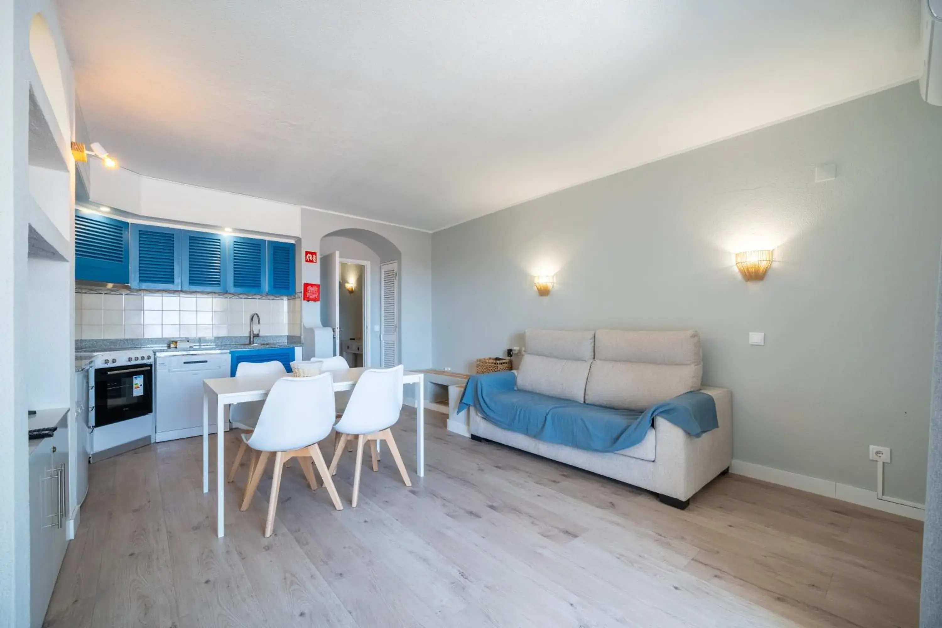 Living room in Bellavista Avenida By BeGuest Living room in Bellavista Avenida By BeGuest