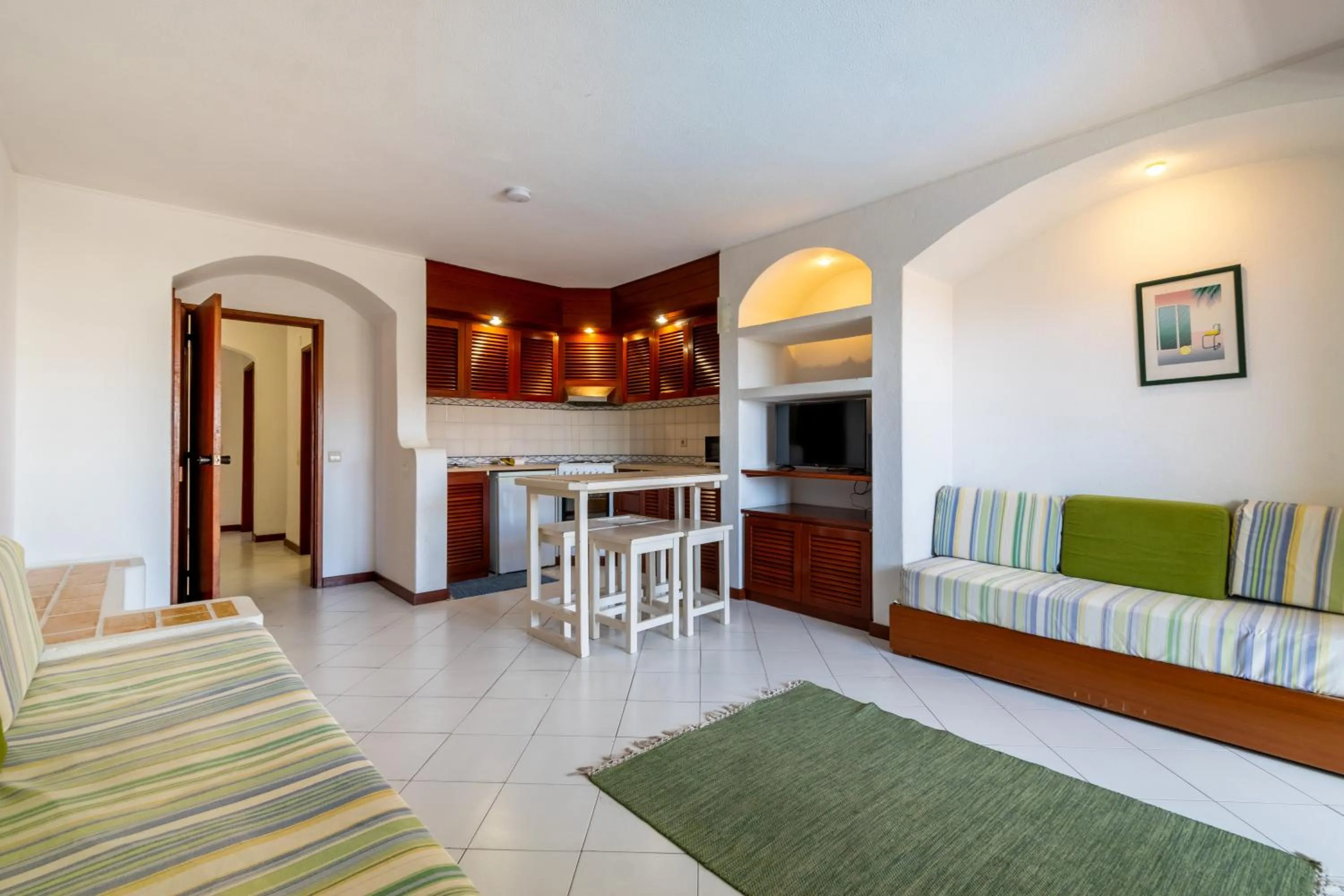 Kitchen or kitchenette in Bellavista Avenida By BeGuest