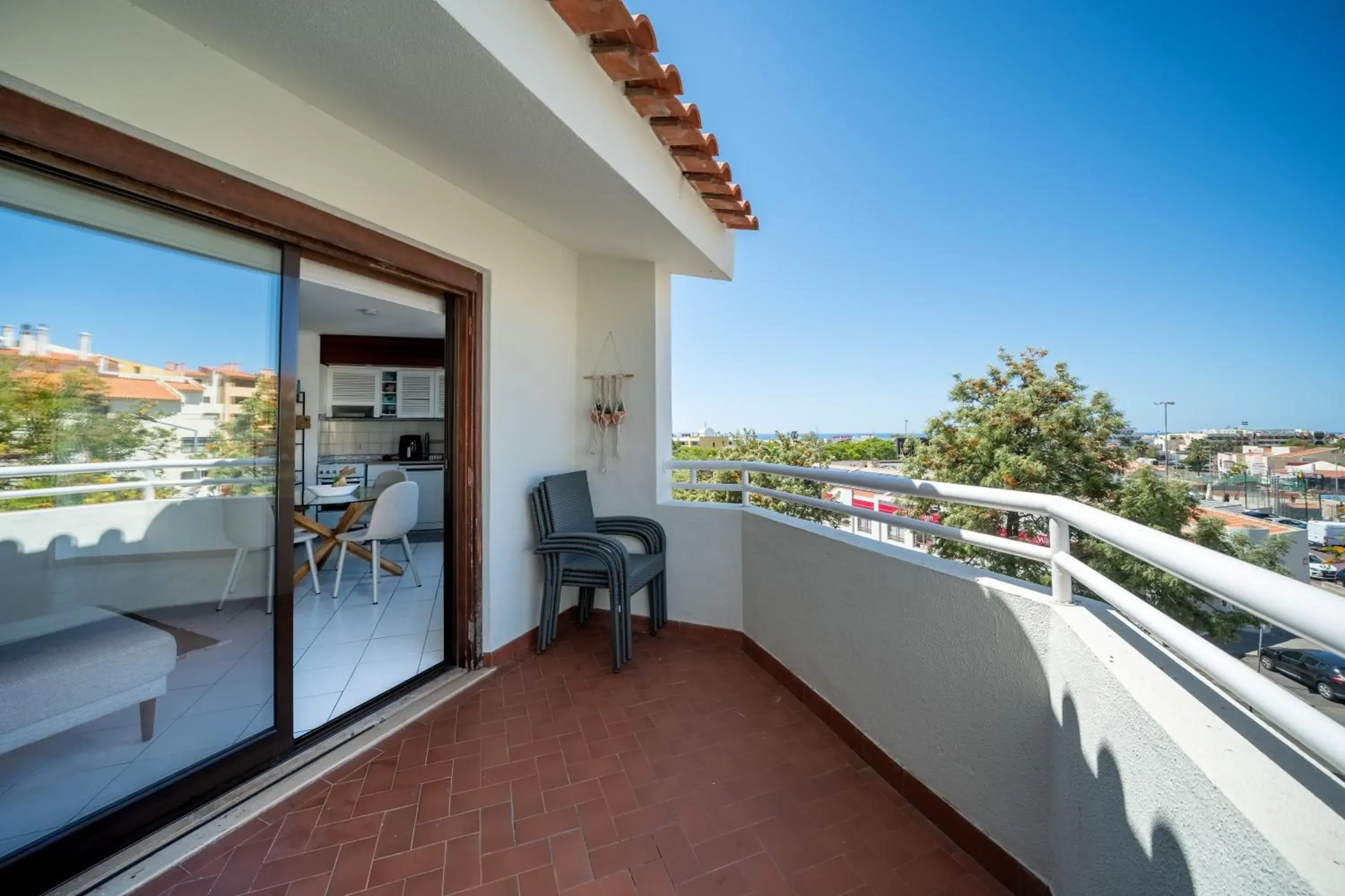 Balcony/Terrace in Bellavista Avenida By BeGuest Balcony/Terrace in Bellavista Avenida By BeGuest