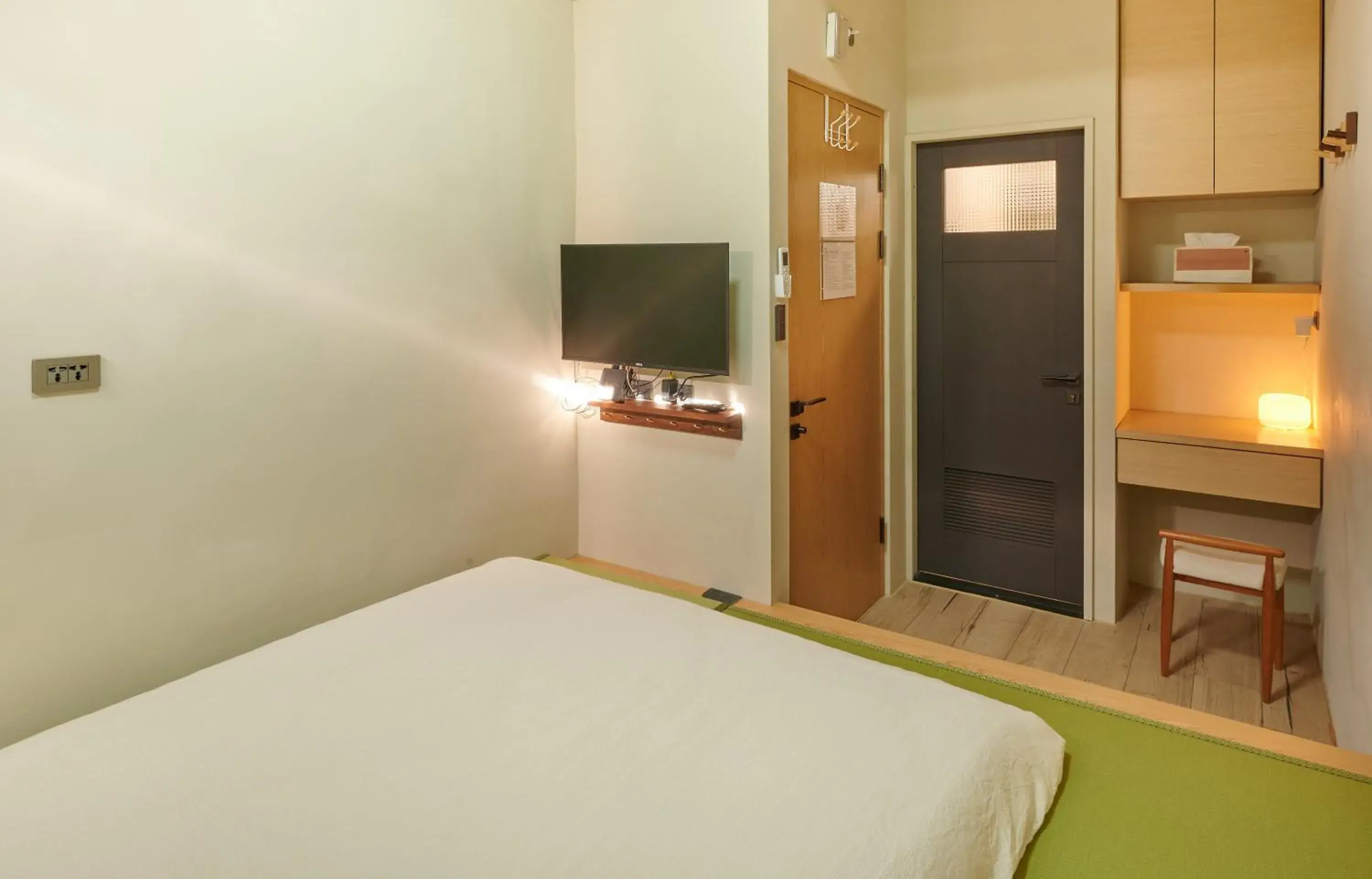 Double Room with Private Bathroom in Travel 345 Double Room with Private Bathroom in Travel 345