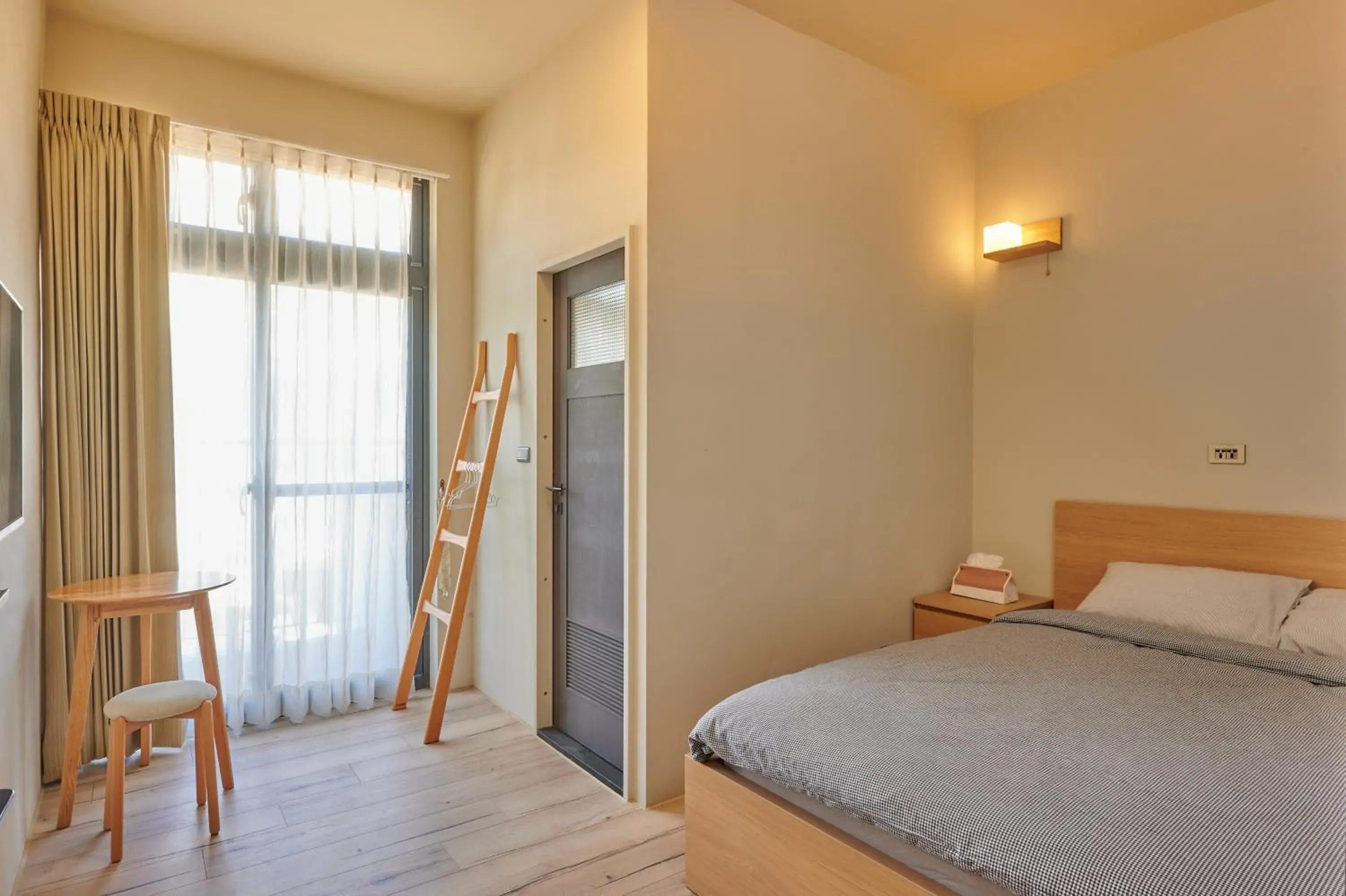 Double Room with Balcony in Travel 345 Double Room with Balcony in Travel 345