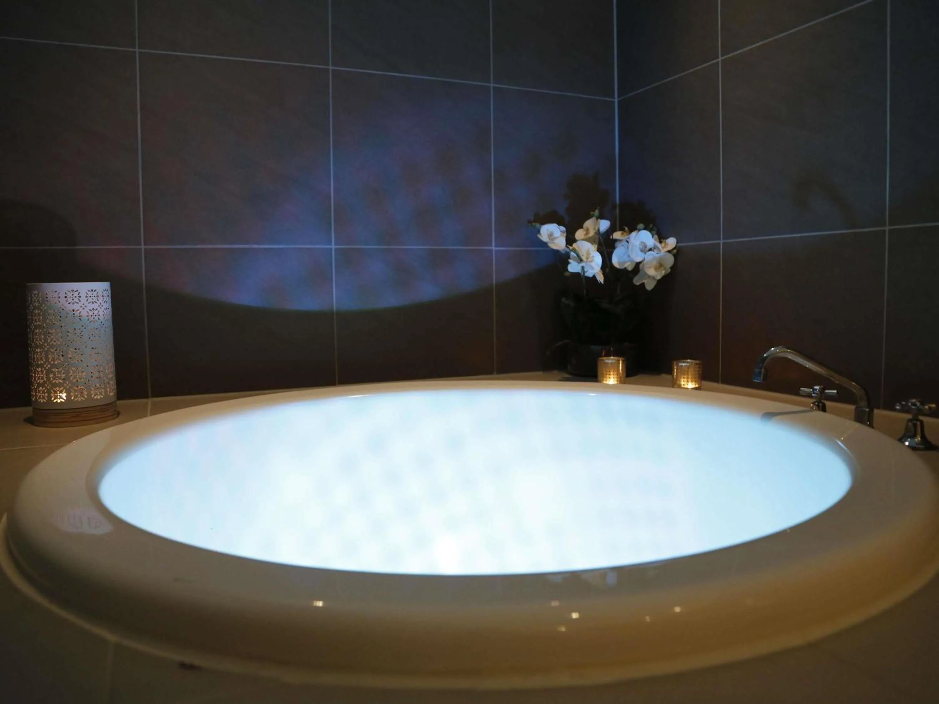 Spa and wellness centre/facilities in The Sebel Melbourne Docklands Hotel