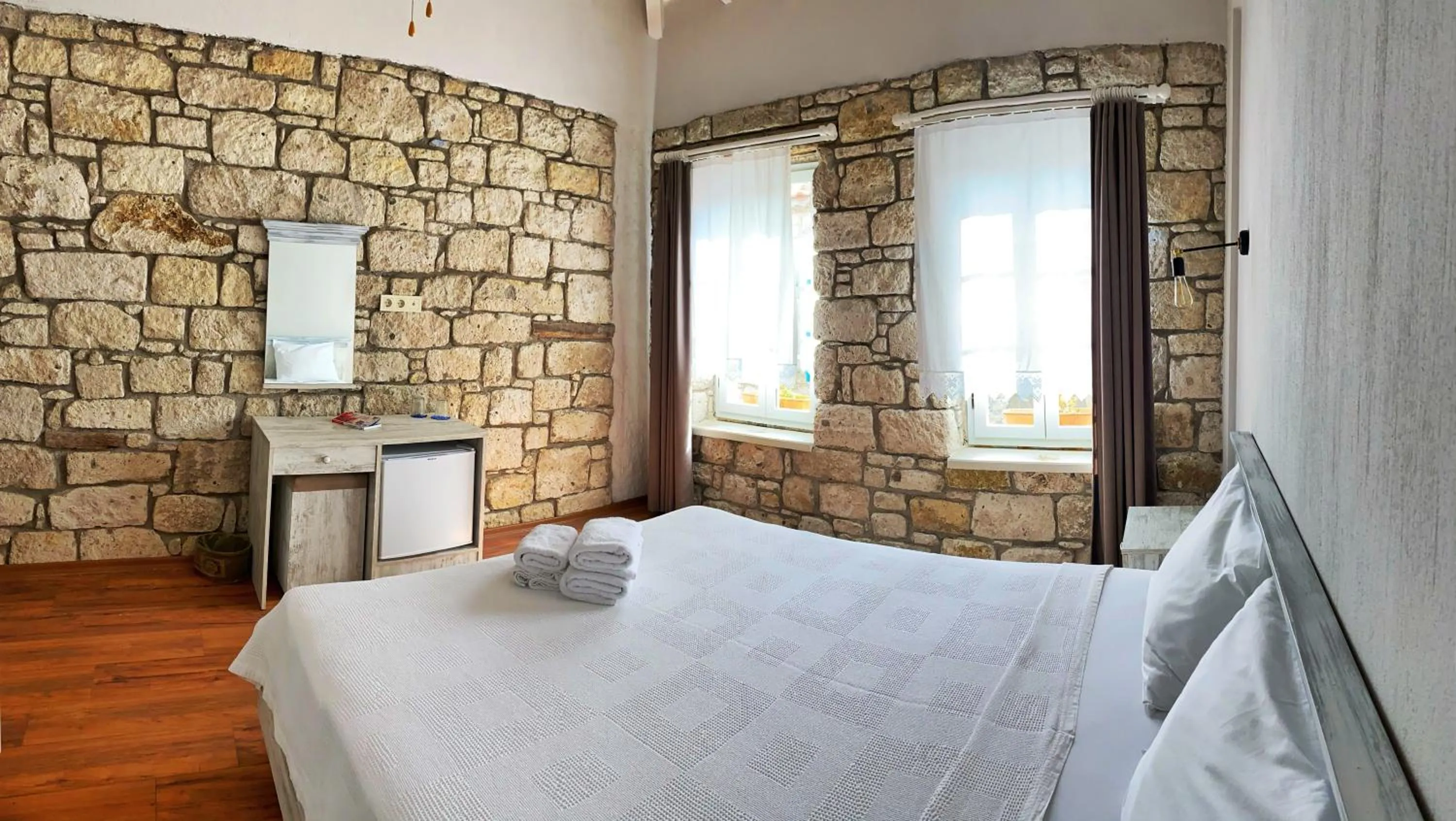 Photo of the whole room, Bed in Oberj d'Azur Alaçatı